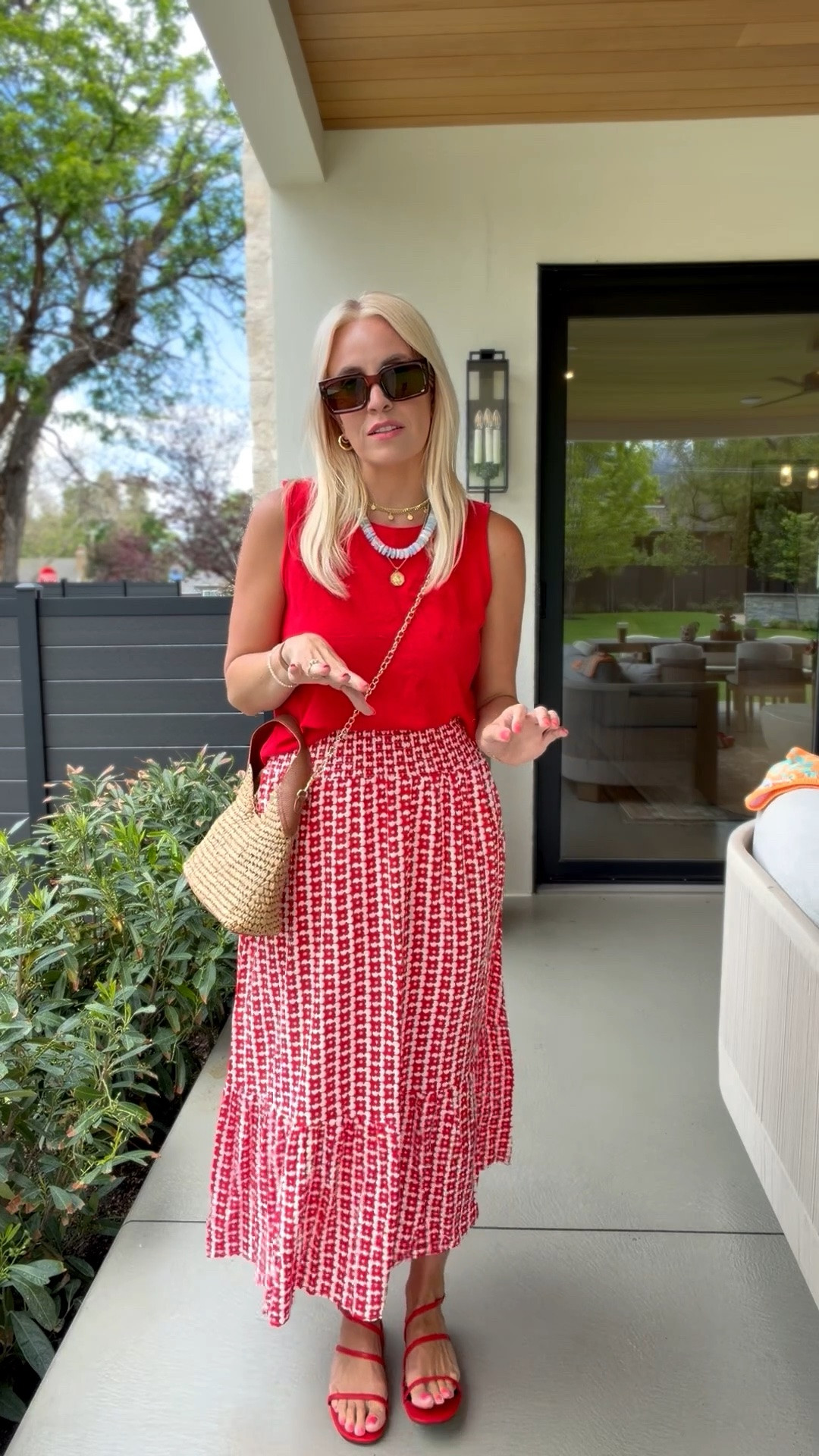 This outfit is so cute for the summer!

#LTKootd #LTKgrwm #LTKmomlife