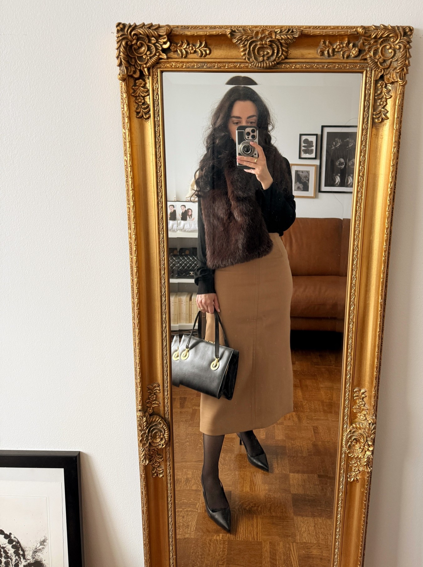 Sweater: Mango
Skirt: Sezane
Heels: Jonak
Bag: Vintage
Scarf: Wilfred

#LTKwinter #LTKpetite #LTKcanada