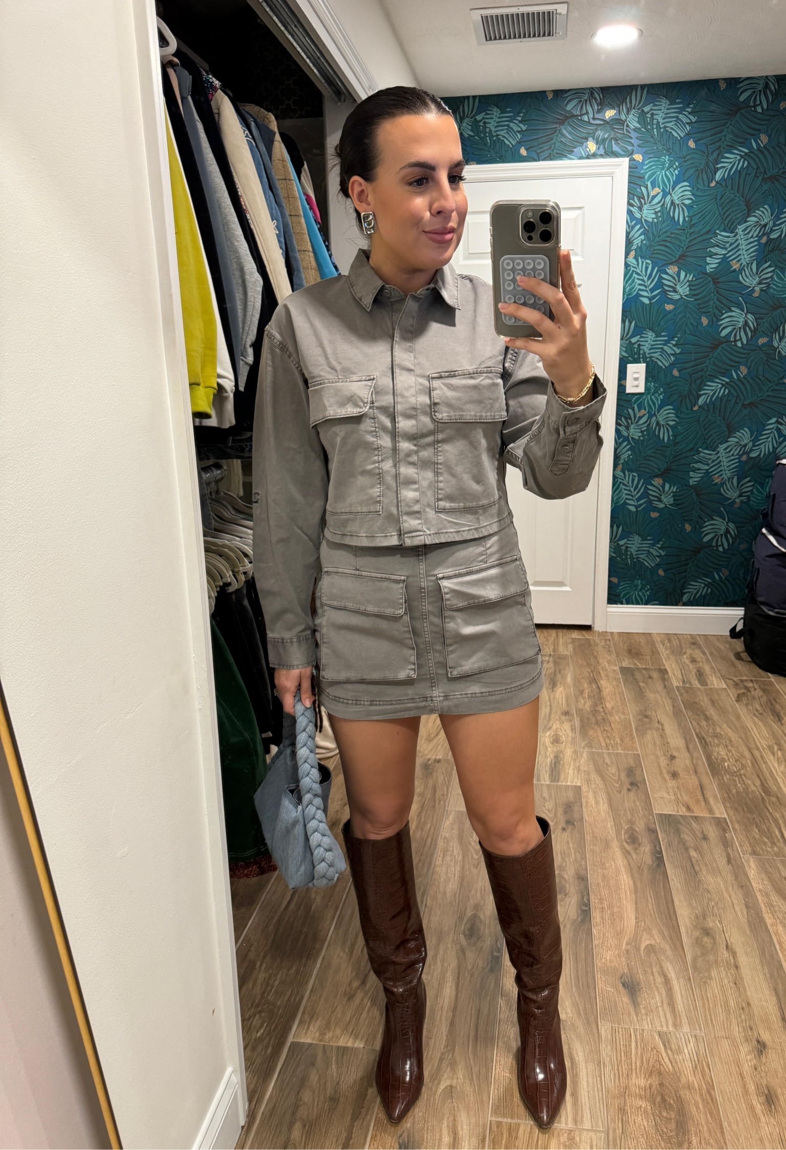 Outfit of the Night - loving this Abercrombie set