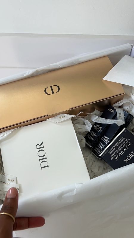 Shop my @diorbeauty favorites including Fathers Day Gift Sets! Complimentary 2-Day Shipping on Orders $125 and over from June 5th - June 10th 1pm EST Overnight Shipping is complimentary with any order $150 and over by 1pm EST Thursday June 13th #LTKPartner #DiorBeauty 

#LTKfindsunder100 #LTKbeauty #LTKmens