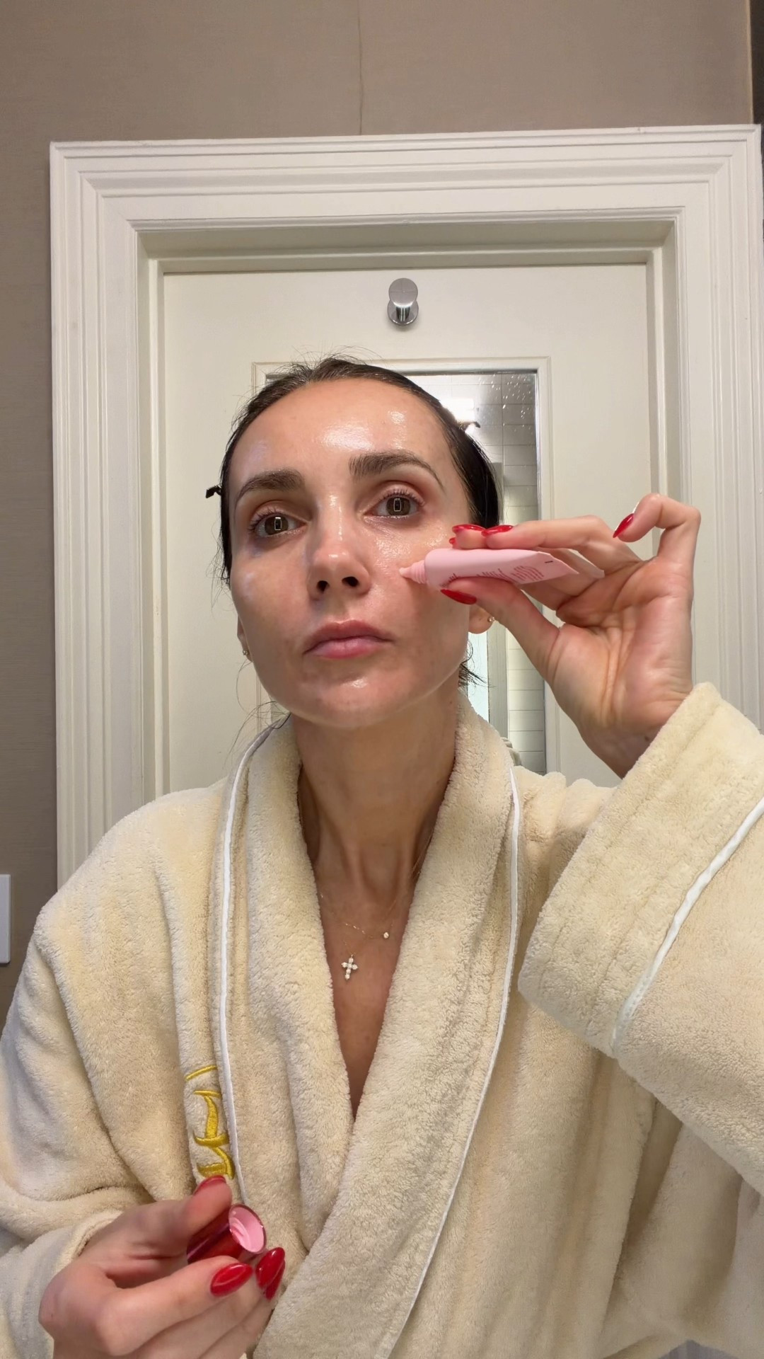 Easy everyday makeup routine that looks good on mature skin and lasts all day 
Makeup details : Dior glow in 4, foundation 4n1, under eye forever in fair, lip liner in Whirlin, lipstick in wander, bronzer in 1, cream bronzer in light medium. Eyeshadow in 25, blush in garcone , highlighter in peau de pech, setting powder in 2


#LTKBeauty #LTKgrwm #LTKOver40