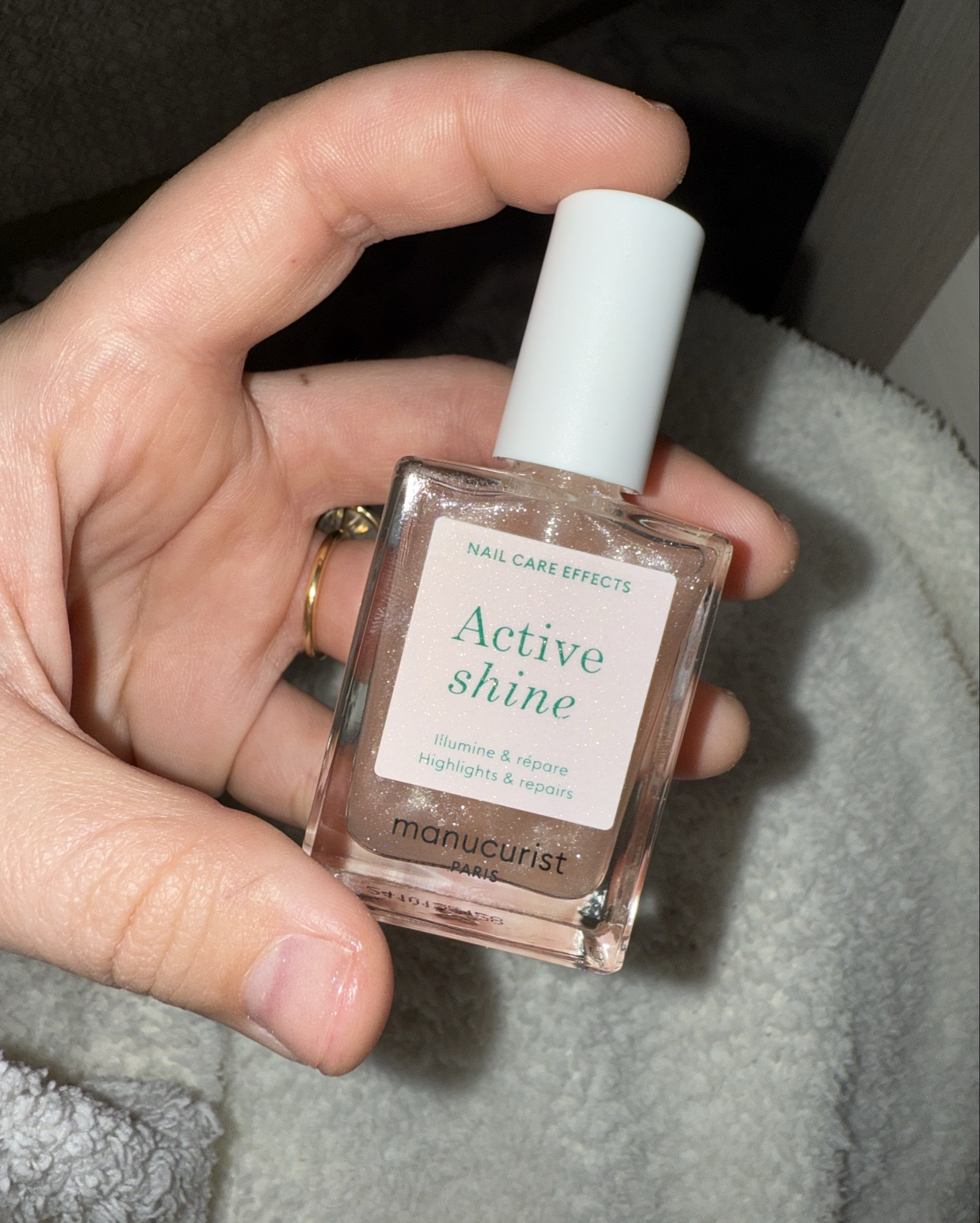 yes to this product!!!

I have really thin nails so have to break between gel/dip. Found this product that helps strengthen but doesn’t smell funny like others AND has a little sparkle

Loving it!! Going to try their other products next!

#LTKMostLoved #LTKFindsUnder50 #LTKBeauty