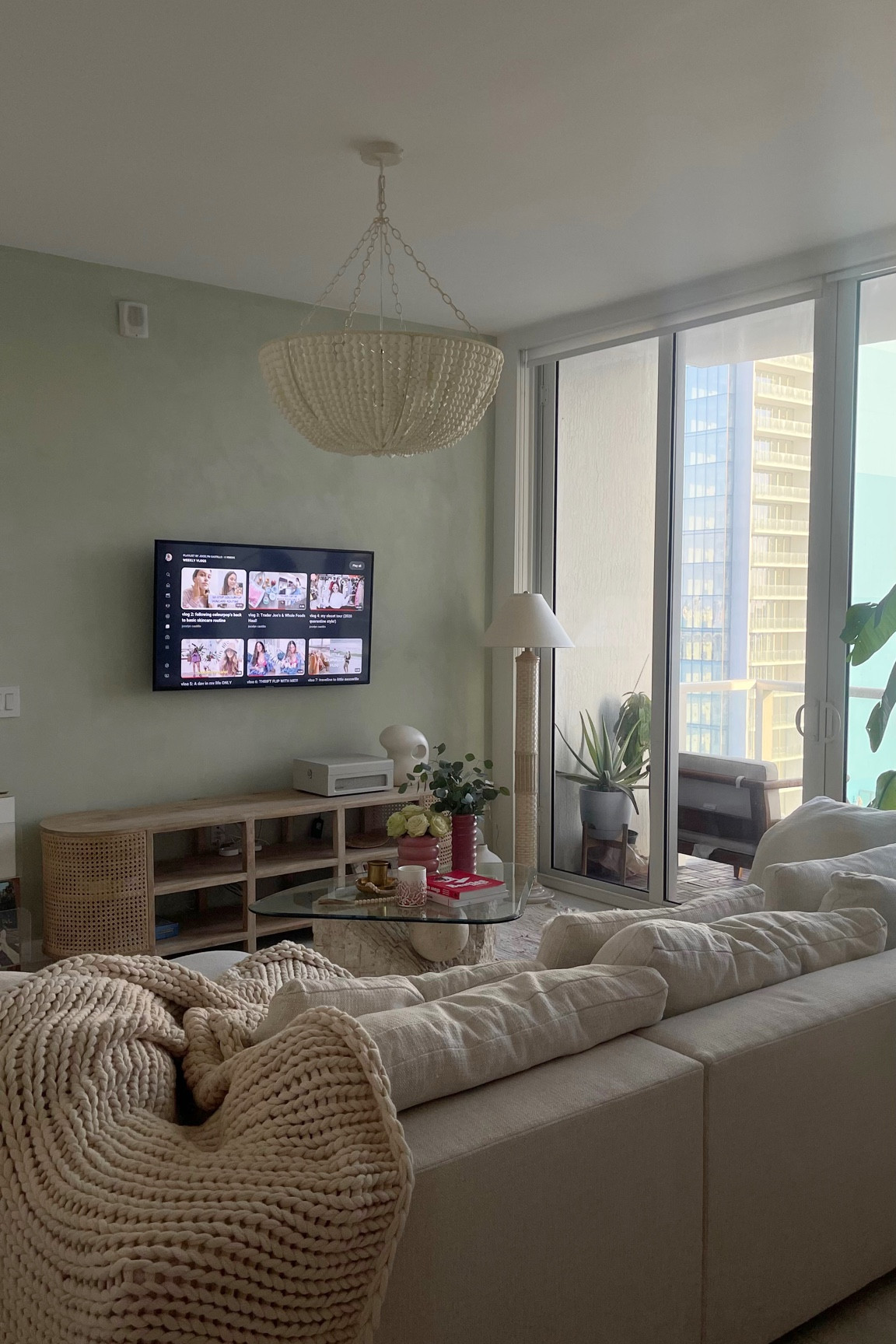 My seaside beach living room 🏡🌴🐚

#LTKhome #LTKfamily