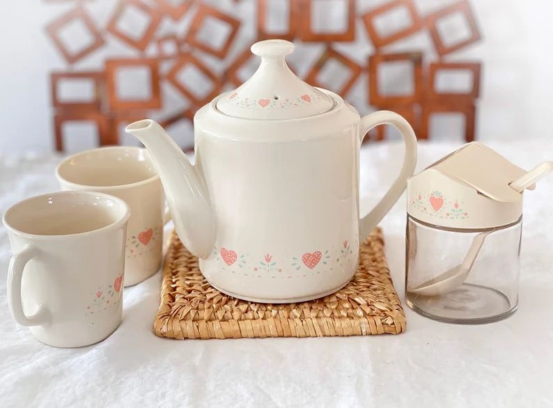 Vintage Corning Ware "Forever Yours" (Corelle) Teapot Set - 'Pink Hearts' Design 6 3/4” - Teapo... | Etsy (US)