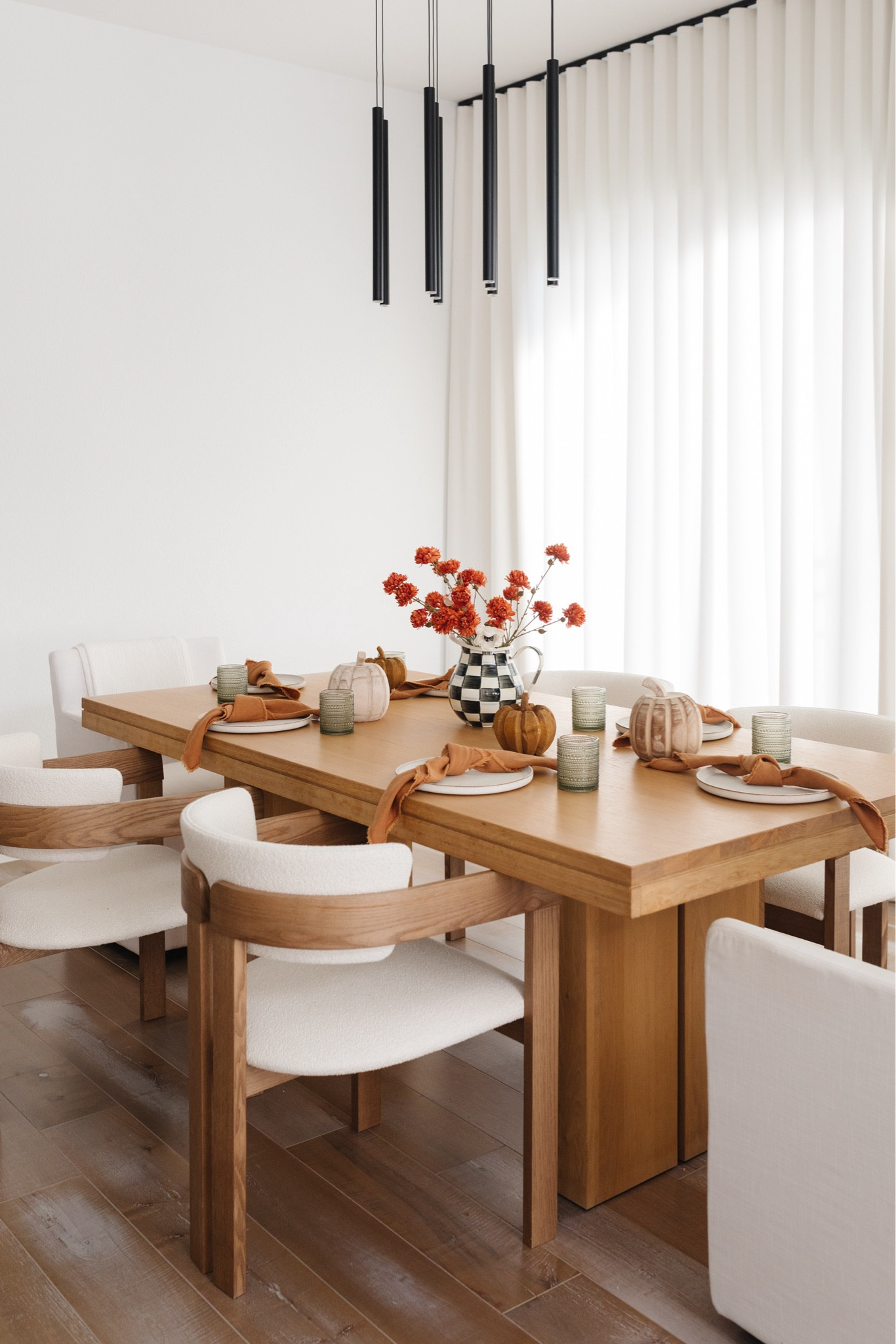 Fall tablescape for our dining room. I love the orange details and wooden pumpkins. Not too much, but not too little. Perfect for hosting guests or to leave for everyday dinner. All items up to 70% off for Wayfair’s Fall Deal Drop with fast shipping!

@wayfair #wayfairpartner #wayfair 


#LTKStyleTip #LTKHome #LTKSeasonal