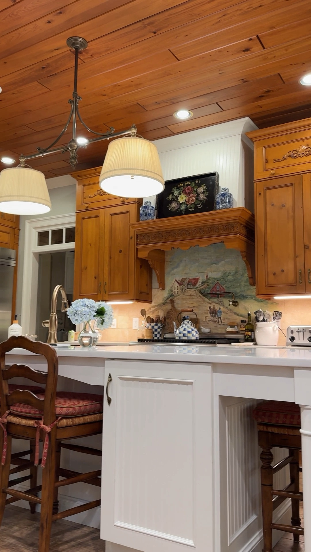 Rainy spring day means lamp light all day! 

Chinoiserie | Island pendant | Easter decor | spring home | classic home 



#LTKSeasonal #LTKStyleTip #LTKHome