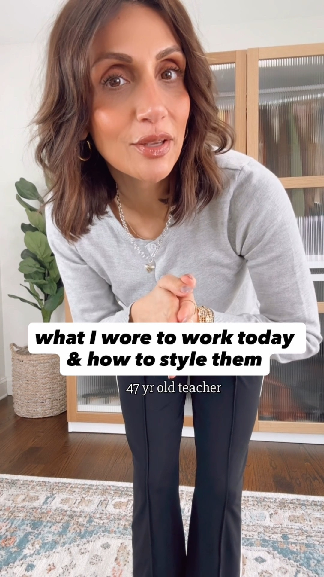 Love these Loft track pants 
They also come in petite 
I’m wearing xs regular length


#LTKOver40 #LTKWorkwear #LTKSaleAlert