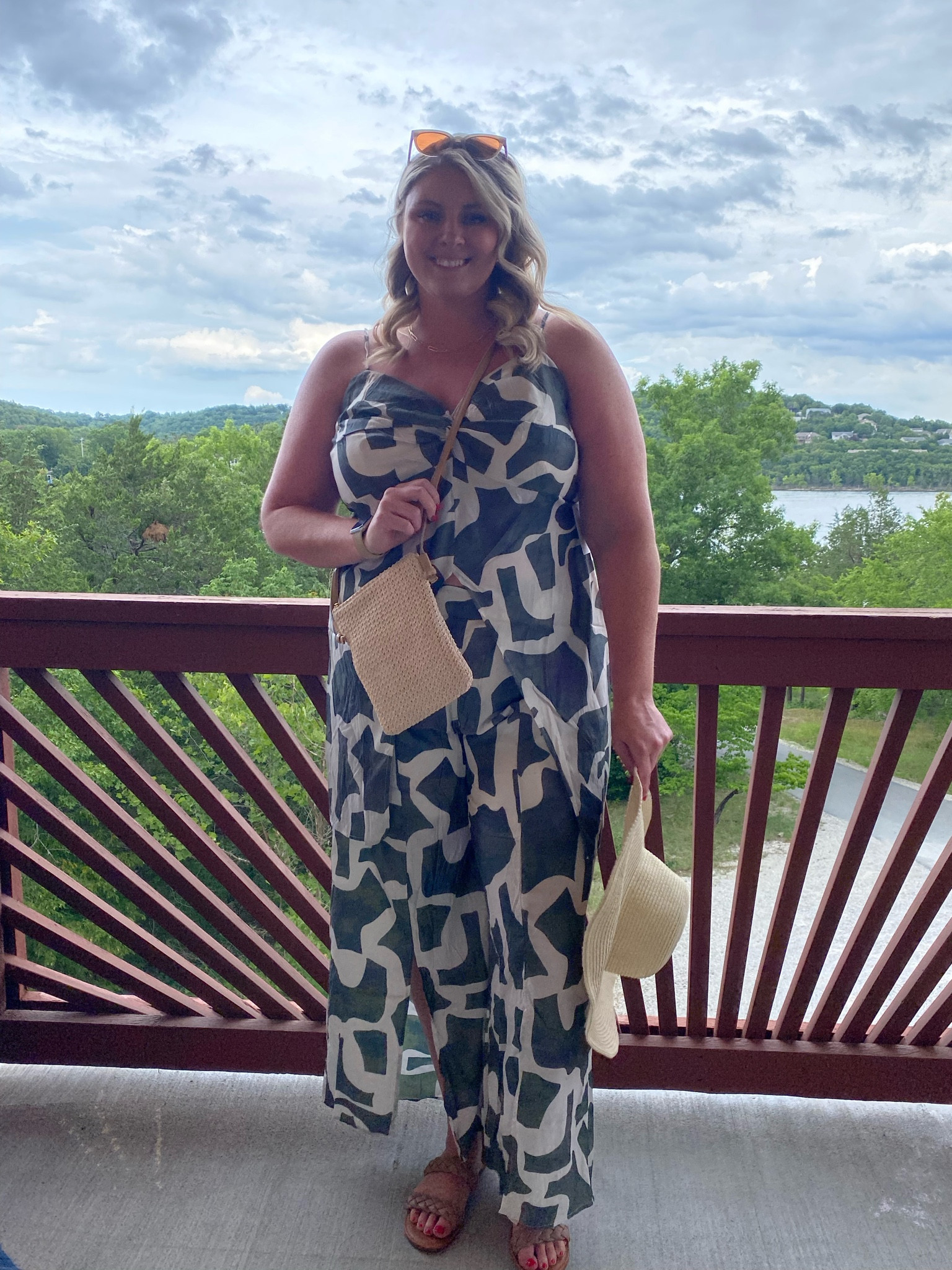 How fun is this two piece set for the summer?!

#plussizefashion #curvyfashion #plussizestyle #curvyclothing #curvystyle #tall #curvyoutfit #plussizeoutfit #outfitinspo #summer #lakeoutfit #summeroutfit #EOQ

#LTKshoecrush #LTKcurves #LTKstyletip