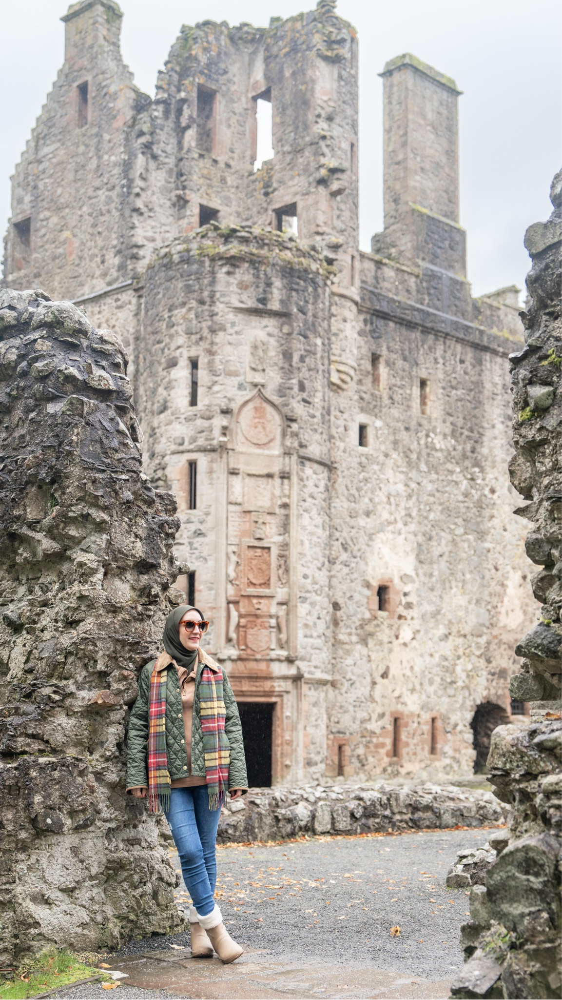 Save this reel for the ultimate Scottish castle-hopping bucket list 🏰🏴󠁧󠁢󠁳󠁣󠁴󠁿

From Eilean Donan to the enchanting pink Craigievar (yes, my absolute favorite 💖) — here’s where you’ll find these beauties: 

📍 Eilean Donan Castle - Dornie
📍 Dunrobin Castle - Golspie
📍 Castle Fraser - Inverurie
📍 Huntly Castle - Huntly
📍 Urquhart Castle - Drumnadrochit
📍 Midhope Castle - South Queensferry
📍 Doune Castle - Doune
📍 Edinburgh Castle - Edinburgh
📍 Craigievar Castle - Alford

Bookmark this for your trip to Scotland, because these stunners are calling! #visitscotland #scottishcastle #ootd #modestfashion #fashionblogger #damettaveler