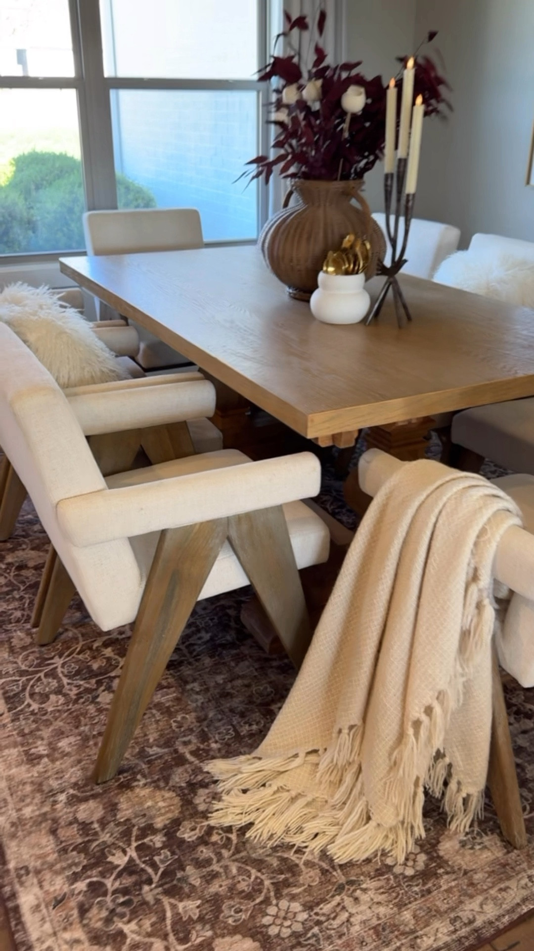 Love this new earthy rug! ♥️ 


rug, dining room, chair, dining chair table, dining table, cozy, neutrals, interior design, amber interiors, Loloi, home decor, rug on sale, love, cream chair

#LTKSaleAlert #LTKHome #LTKStyleTip