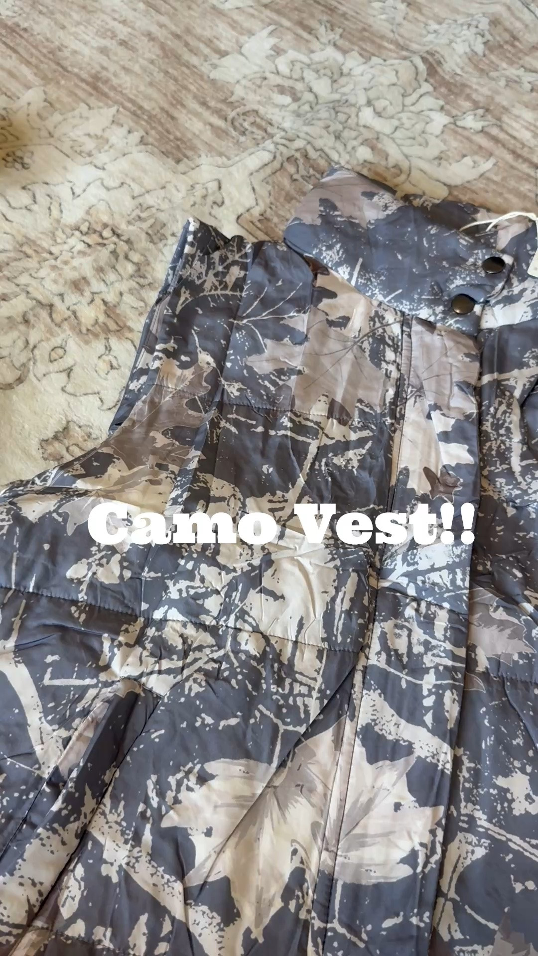 Fall must have 🍂🍂

Camo vest, fall jacket, Amazon prime big deal days, camo outfit