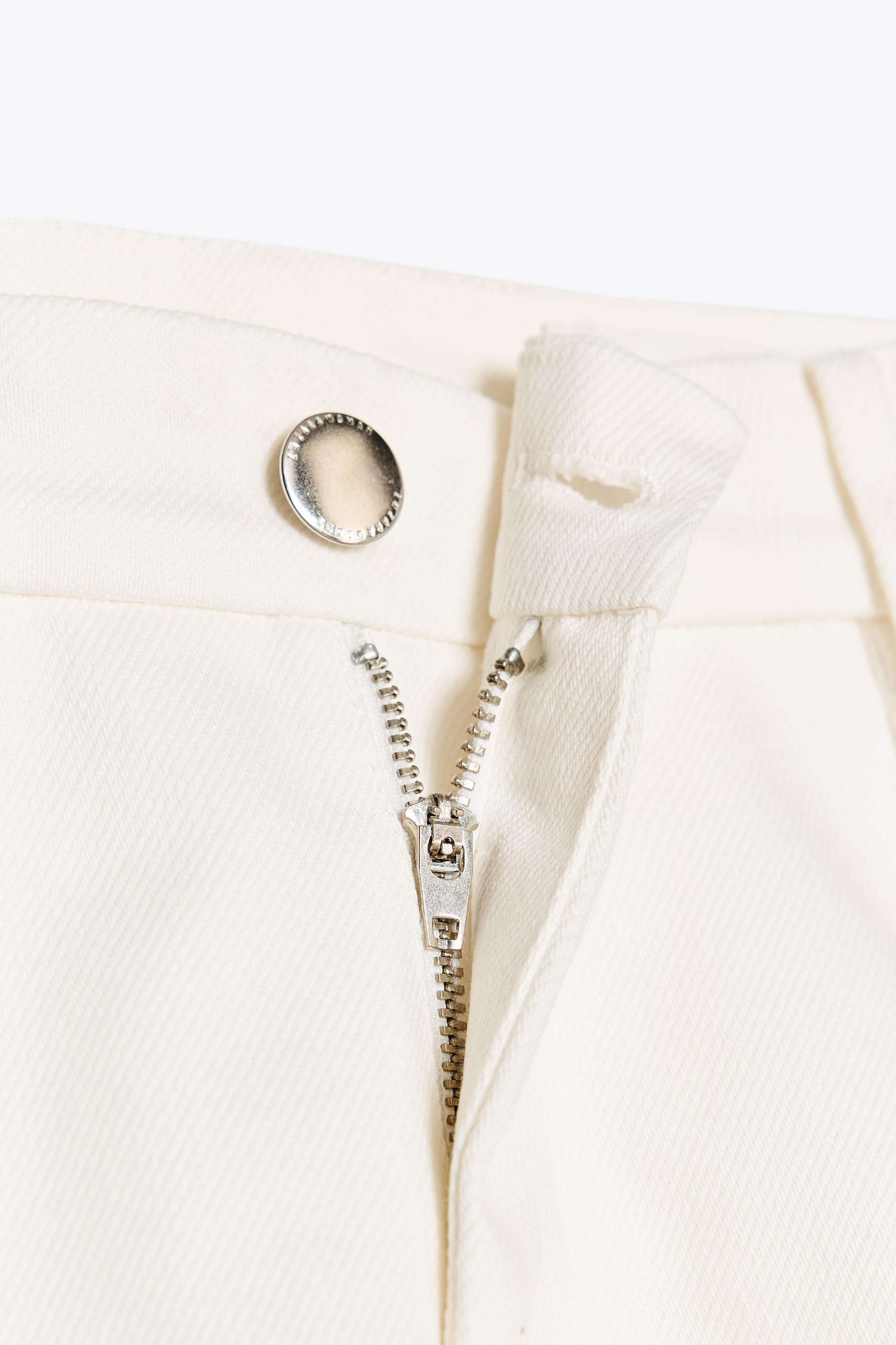 PLEATED SHORTS ZW COLLECTION | Zara US