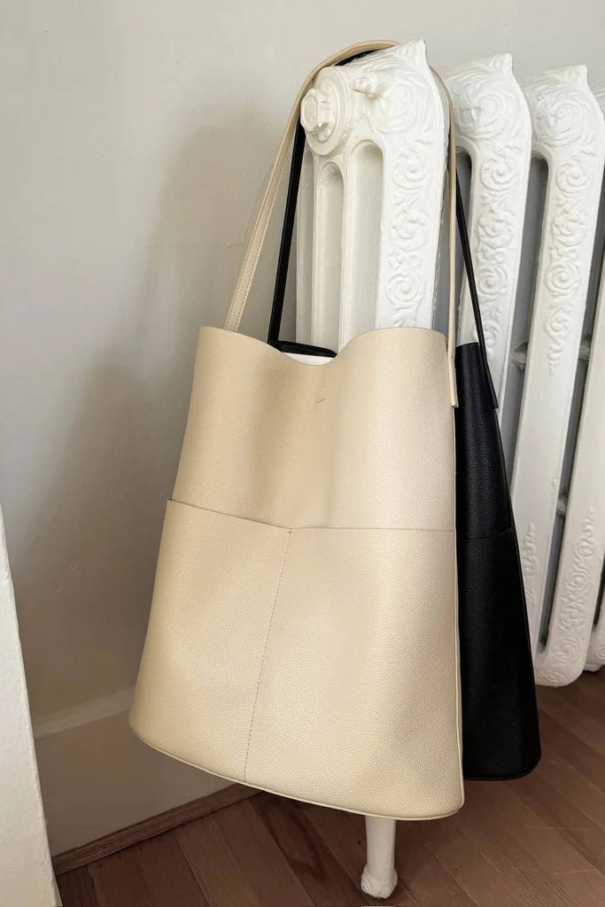 VEGAN LEATHER TOTE BAG | OAK + FORT