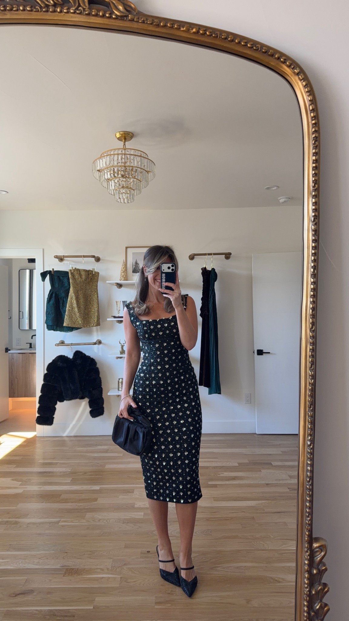 Vici sitewide sale black fitted metallic sequin holiday event wedding guest dress

Vici code: emerson50
Electric picks code: emerson20

Wearing my usual smalls

Wedding guest
Formal event
Sequins
Formal event
Holiday party
Winter event
New years


#LTKFindsUnder50 #LTKHoliday #LTKWedding