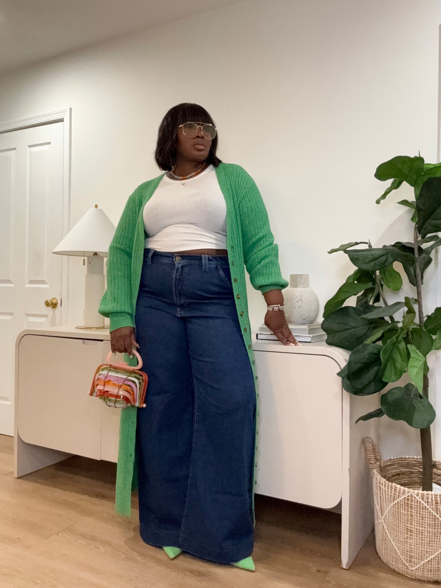 I needed something easy… this cardigan did the job. The longline fit creates a flattering silhouette, while the soft knit fabric keeps it comfortable for all-day wear. #LTKStyle #CardiganStyle #EverydayOutfit #EffortlessStyle #CurvyFashion #PlusSizeStyle #CasualChic #WardrobeStaples #AffordableFashion #StyleInspo

#LTKootd #LTKMidsize #LTKSeasonal