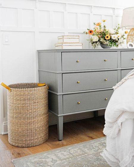 Summer bedroom details.🧡

#LTKhome #LTKfindsunder100 #LTKsalealert