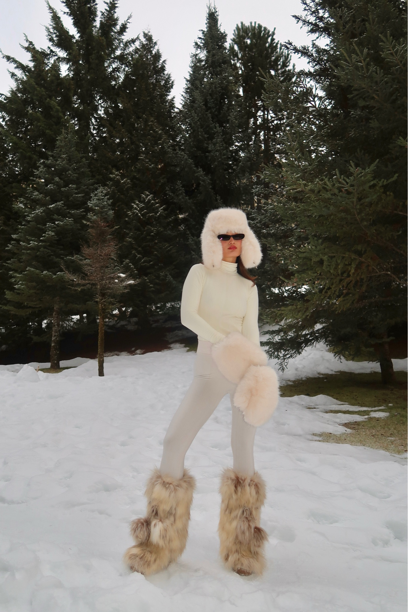 Blending in with the slopes ⛷️🎿🤞

#LTKShoeCrush #LTKTravel #LTKSeasonal