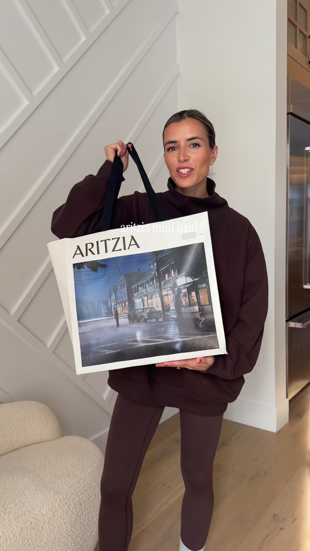 Aritzia new arrivals 
Size small linen pants 
Size small tops 
Size medium jacket 