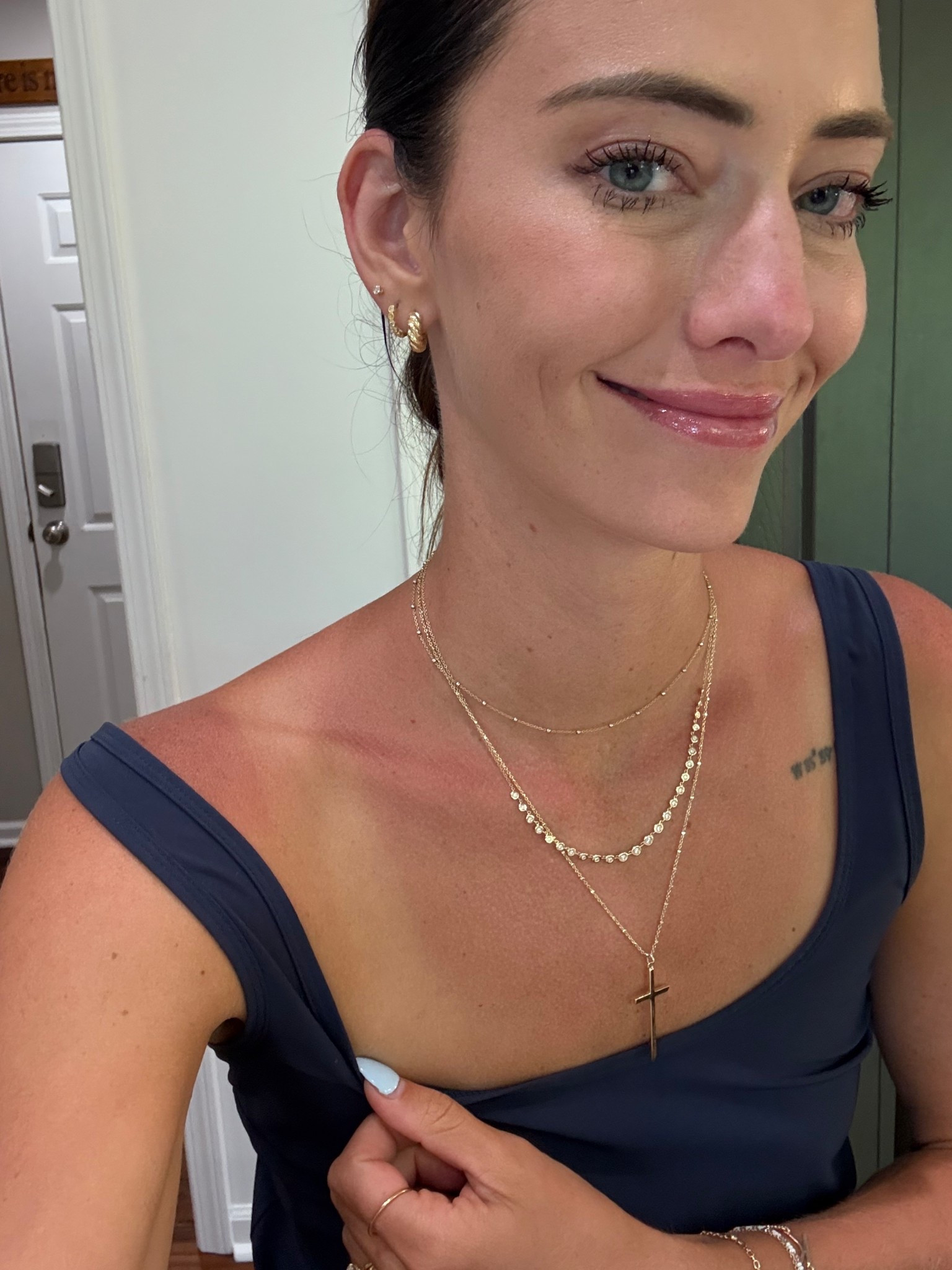 Basic makeup and everyday necklace stack! 