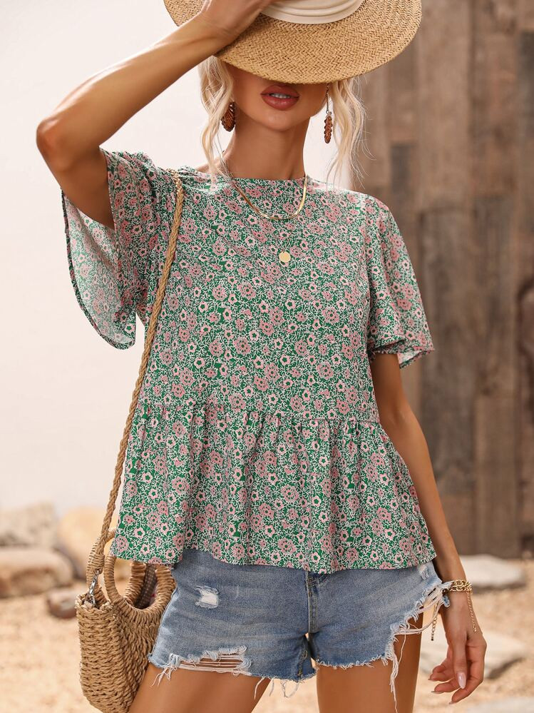 Breezaya Allover Floral Print Butterfly Sleeve Beach Peplum Blouse Peplum Top | SHEIN