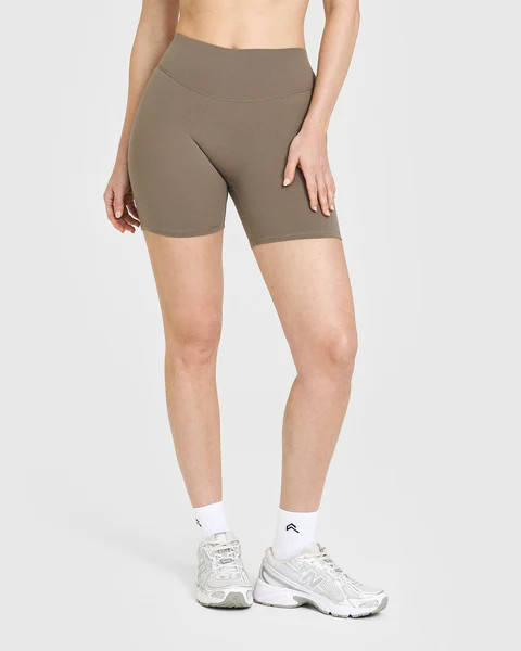 SoftMotion™ Shorts 6" 
 Moss Brown | Oner Active (UK / US)