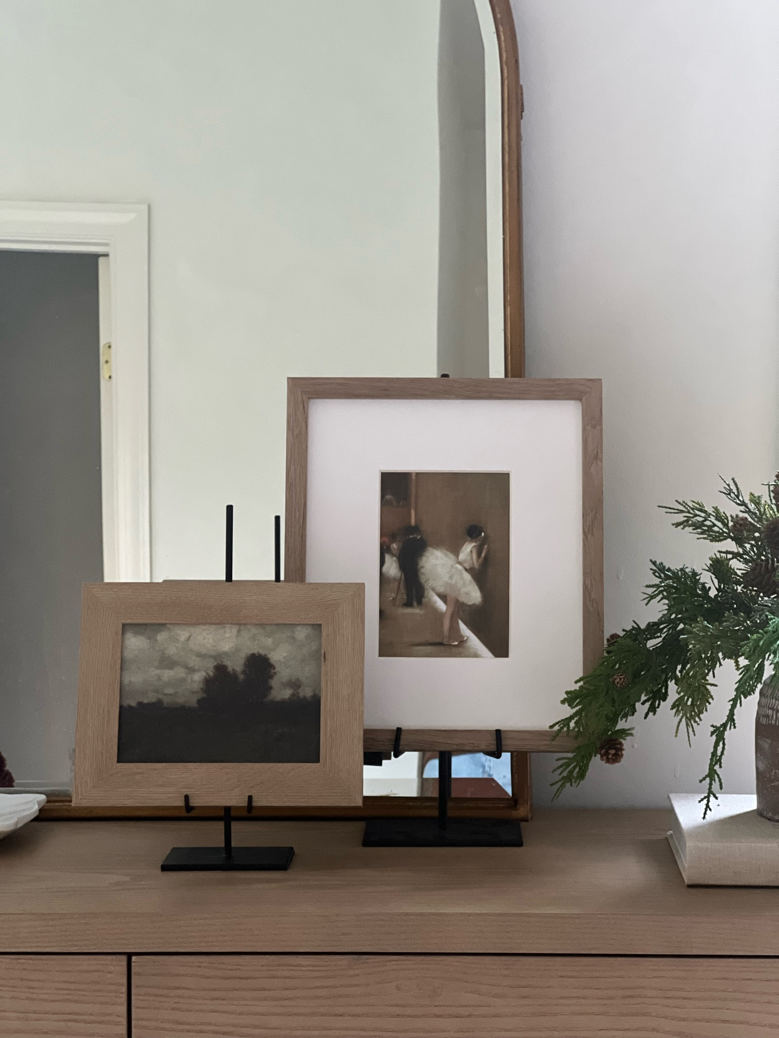 Art easels are on sale for 30% off! Small is under $20 and large is $25

Great gift idea for someone who has everything. Narrow base makes them perfect for layering art and displaying art of family photos on a mantle or shelving.

McGee, Black Friday sales, gifts for grandparents, mother in law gift, home decor gift

#LTKHoliday #LTKFindsUnder50 #LTKGiftGuide