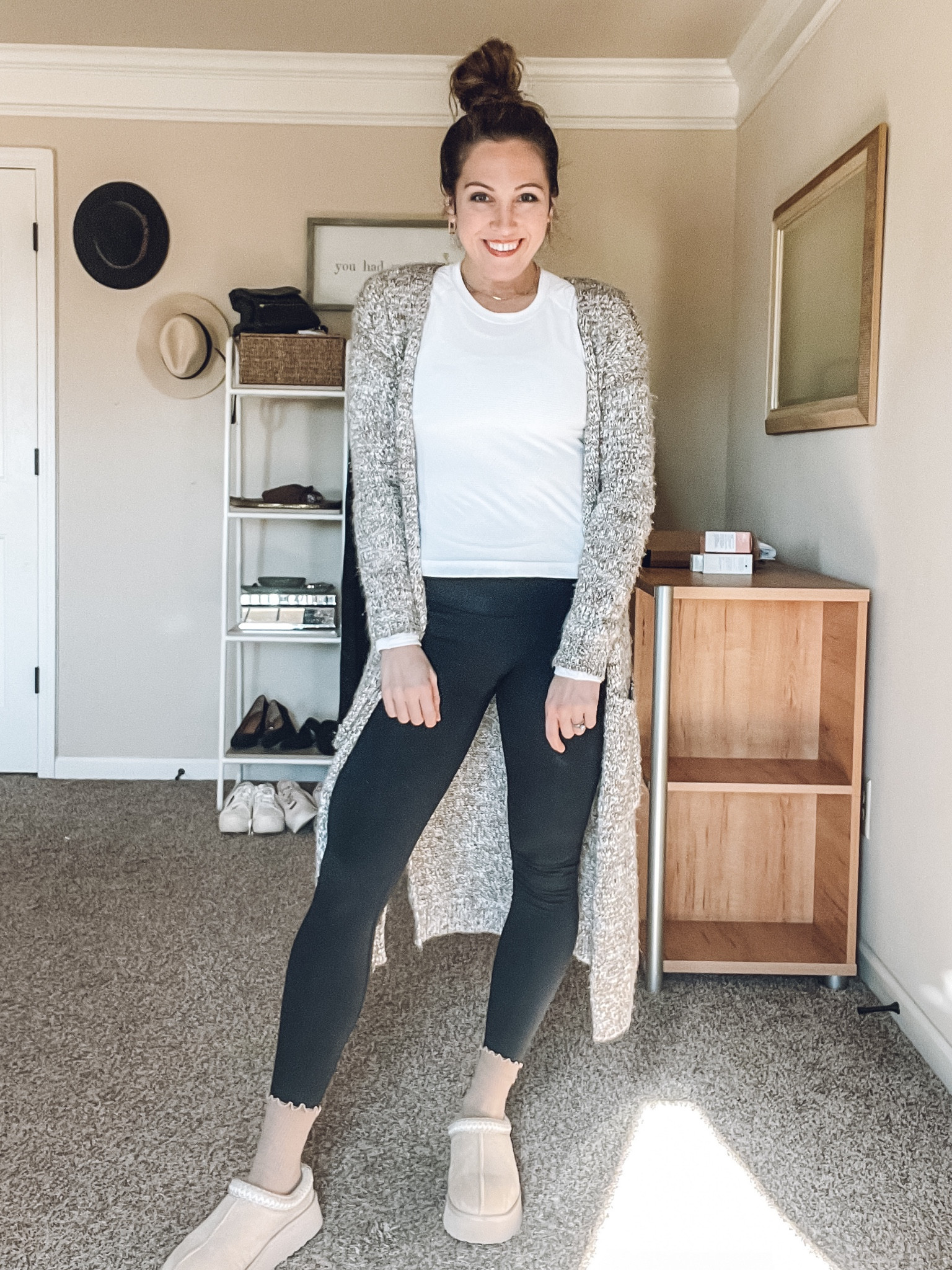 Outfit Transition || Errands to the Gym 

Everything fits TTS. Cardigan is old but I linked similar long cardigan options that would be perfect in a few price points. Socks come in a 6 pack of neutral colors and are perfect for a stocking stuffer! 

#LTKfitness #LTKshoecrush #LTKGiftGuide