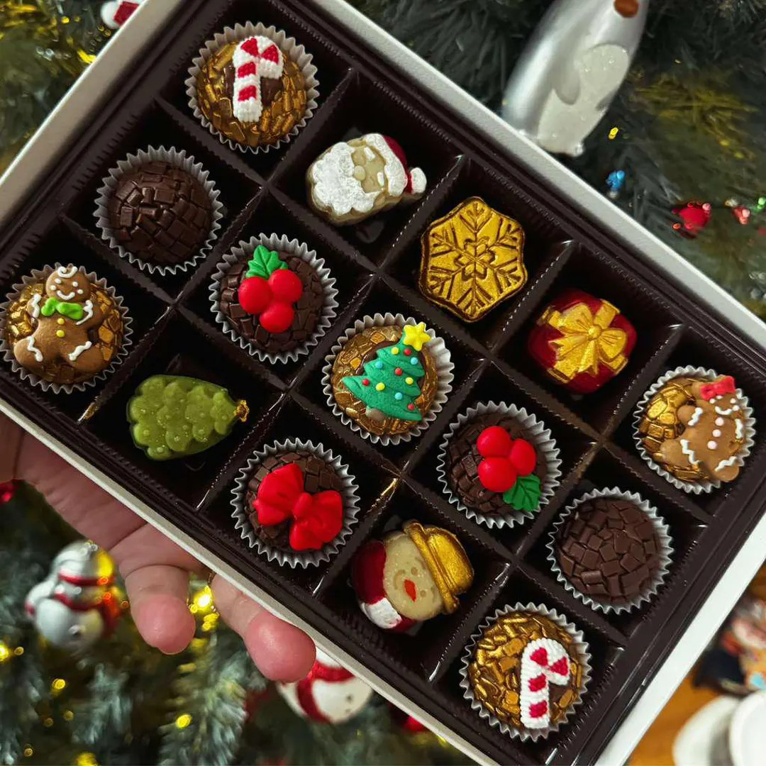 Christmas Brigadeiros Gift Box – Gourmet Holiday Chocolates - Etsy | Etsy (US)