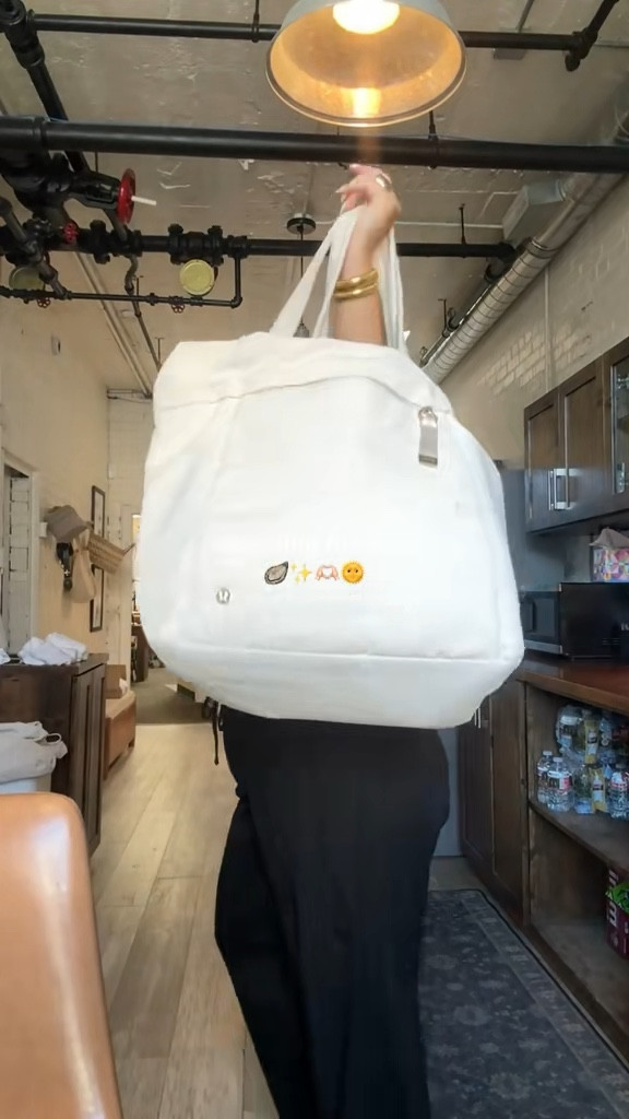 An oldie but a goodie! This is my Al time FAVE carryall tote! I use it as a purse, diaper bag, work bag, travel bag, picnic bag, and more! 

#LTKMidsize #LTKBump #LTKItBag