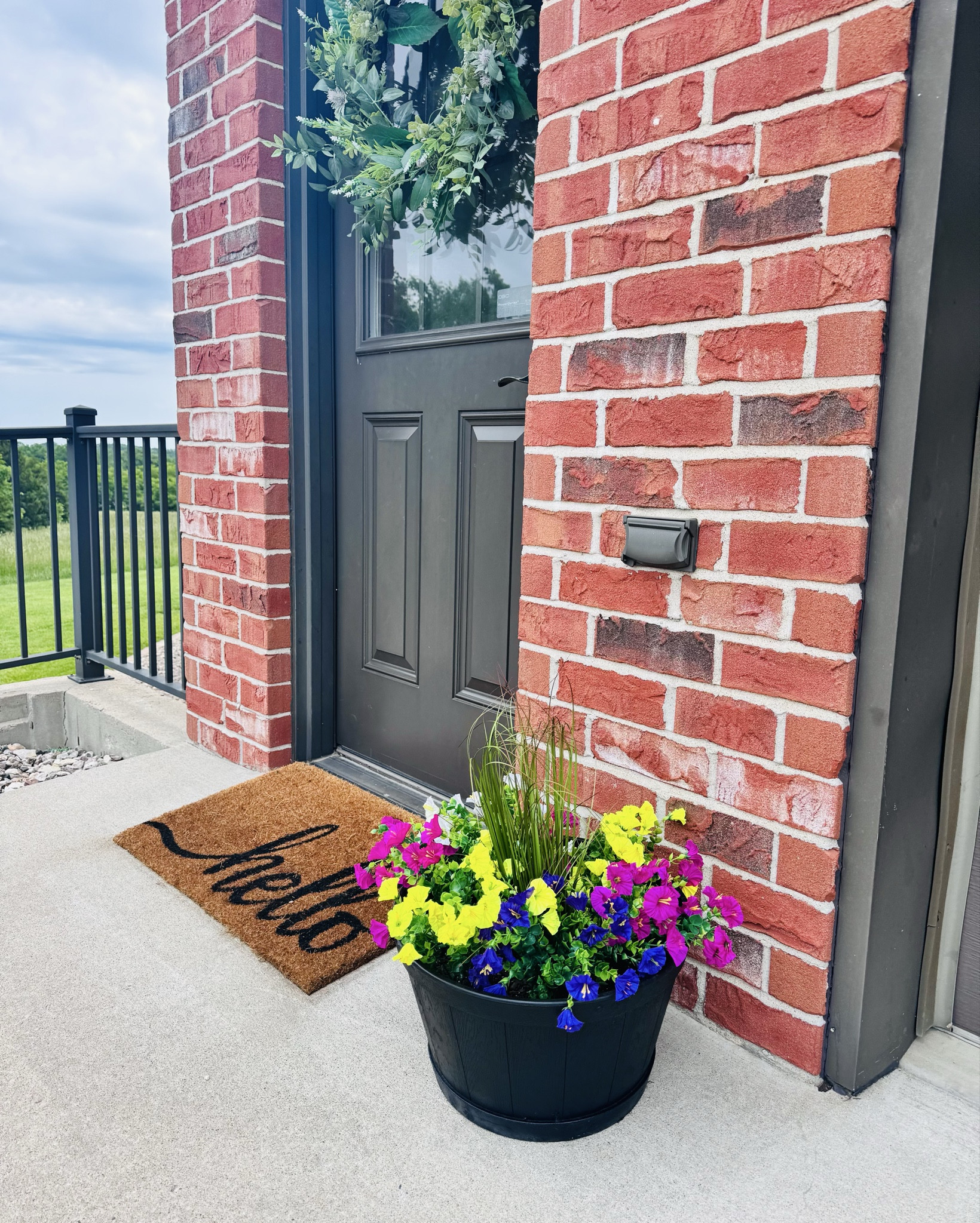 Proof that you don’t need a green thumb to have a beautiful space 🌸✨

These faux flowers keep my yard looking bright, colorful, and put together all season long—no watering, no wilting, no stress. Just instant curb appeal every single day. 🙌

Sometimes the best kind of “maintenance” is choosing something that lets you enjoy the beauty without the extra work. Busy life, but still a pretty home? Yes please.

Who else loves a good low-maintenance win? 💐 #HomeStyle #LowMaintenanceLiving #CurbAppeal #FauxFlowers #EasyDecor

#LTKHome #LTKmomlife #LTKSeasonal
