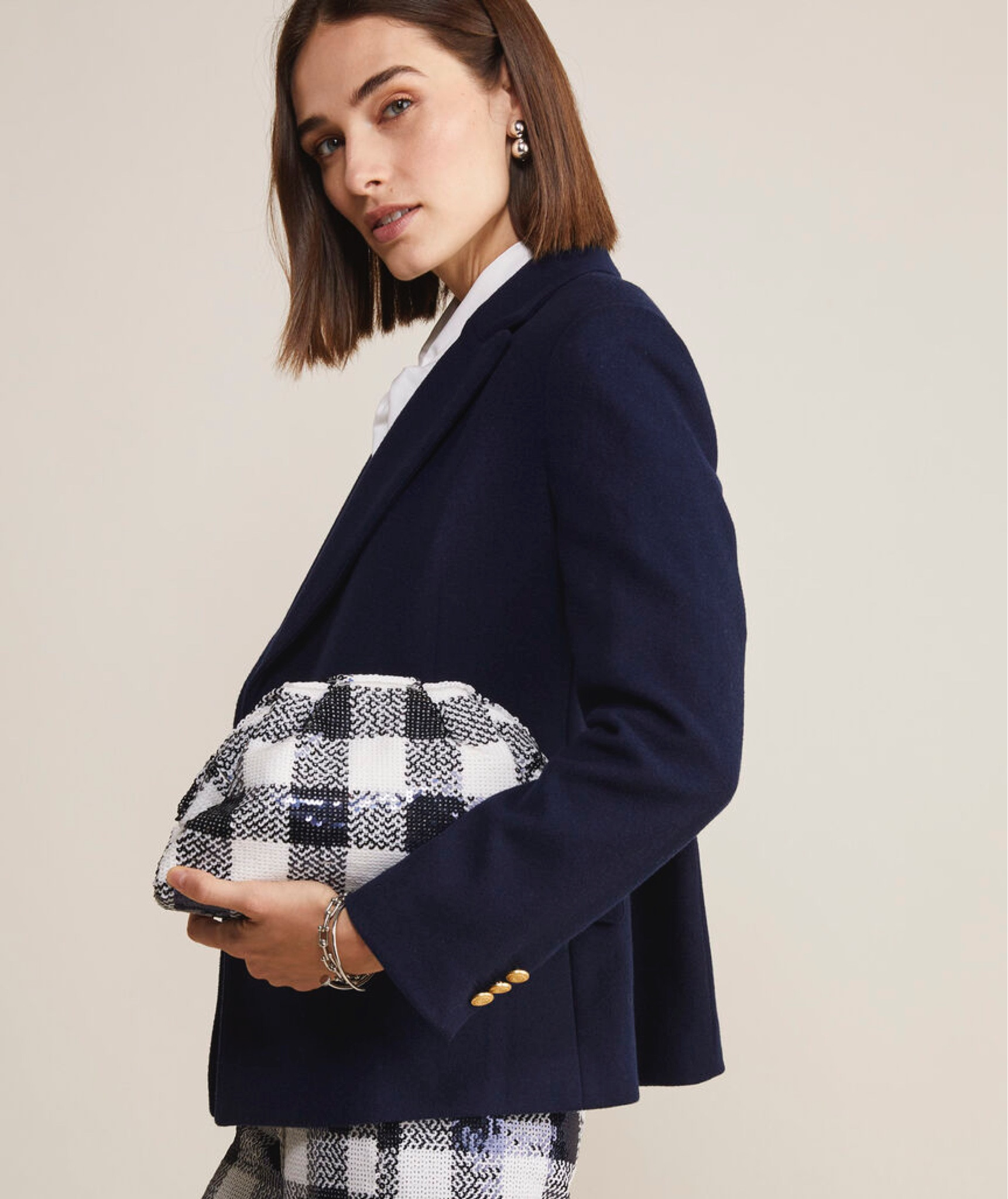 🌟CLUTCH🌟
You need this clutch!
All-over sequins, bold buffalo check, and party-ready style—this sparkly clutch checks all the boxes when it comes to event-ready accessories.

#LTKGiftGuide #LTKSeasonal #LTKHoliday