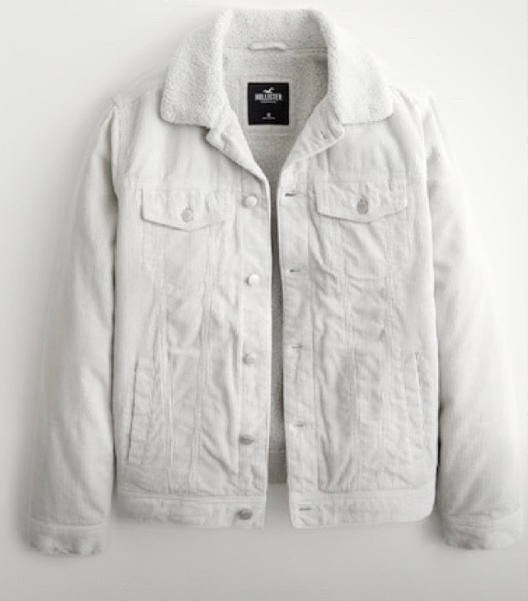 Sherpa lined jacket on sale for the guys!! I personally like the men’s fit as it gives a slight oversized look with the right amount of give! 

#LTKstyletip #LTKsalealert #LTKmens