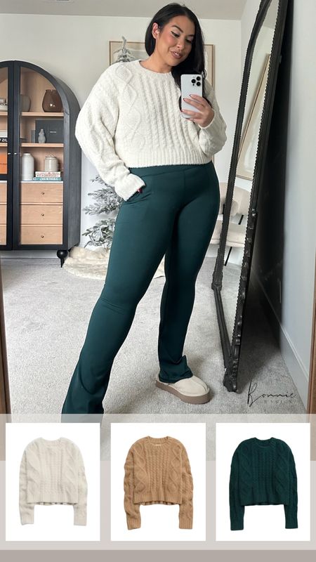 Comfy Holiday Outfit Ideas 🎄 Loungewear | Holiday Outfit Ideas | Comfortable OOTD | Athleisure | Midsize Fashion

#LTKSeasonal #LTKstyletip #LTKHoliday