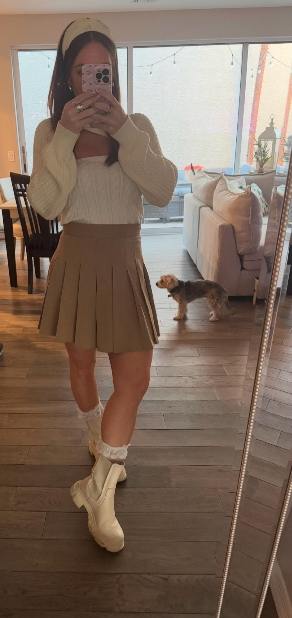 Clean winter fit

#LTKStyleTip #LTKFindsUnder100