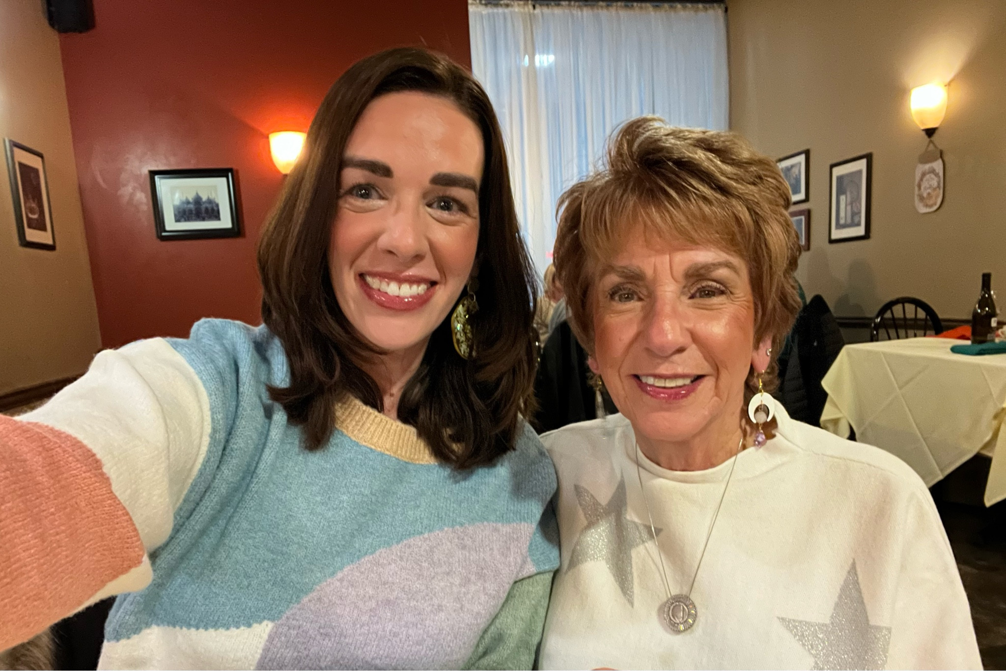 Colorblock sweater (small). White and silver star sweater (small). #colorblocksweater #sweaters #sweater #starsweater #initialnecklace #winteroutfit 

#LTKSeasonal #LTKFindsUnder100 #LTKStyleTip