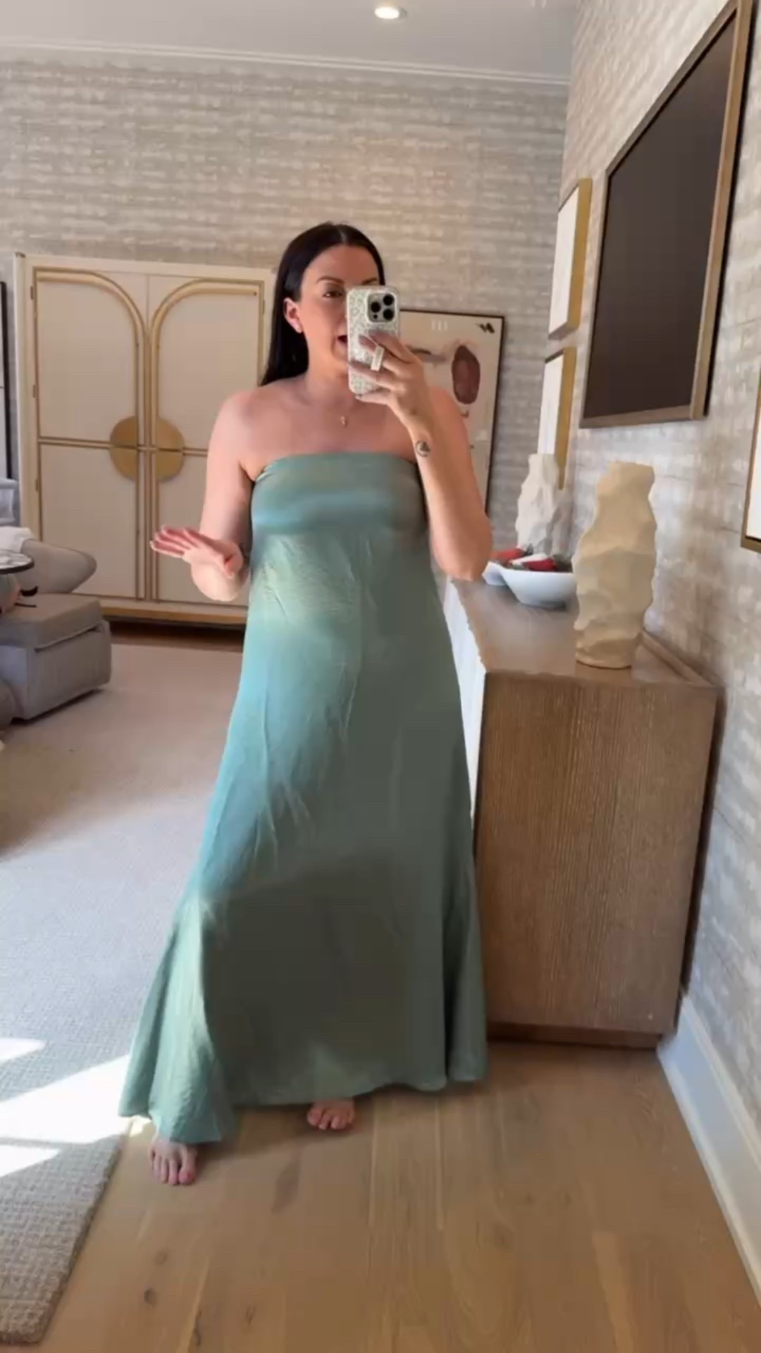 LAST DAY to grab a dress from Abercrombie at 25% off! Perfect for any spring or summer weddings you have coming up. Just code “AFLTK"

#LTKWatchNow #LTKSpringSale #LTKItBag