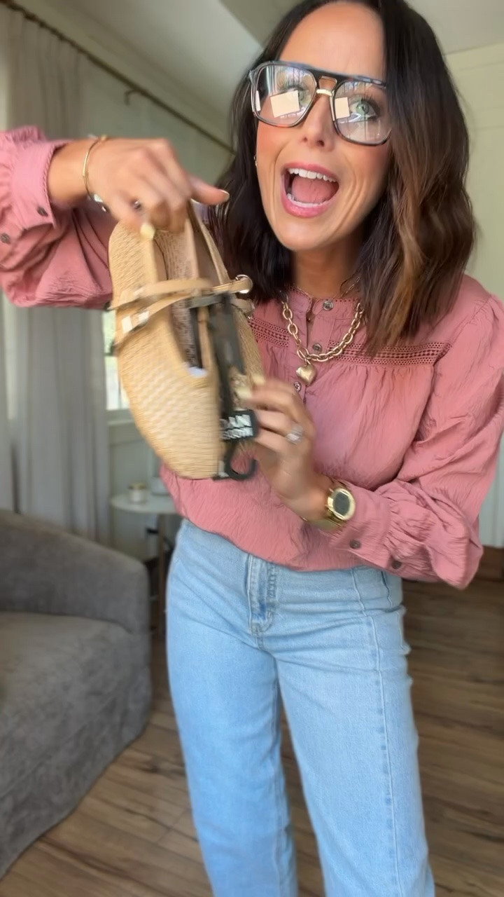 stop these look like they should be $$$… but they’re from walmart

woven flats, designer inspired shoes, mary jane flats, casual outfit shoes, affordable find

#walmartfinds #ltkunder50 #designerdupe #affordablestyle #springoutfits #casualstyle
