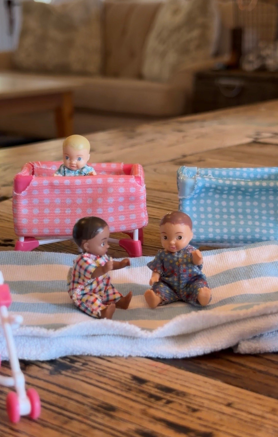 Setting up the ultimate Haven Mini Dolls nursery! 💕

There are SO many ways to play with these cuties, from shopping carts and high chairs to strollers, adorable outfits, tiny accessories, and mix-and-match pieces!

The NEW Haven Mini Dolls from Sunny Days Entertainment are exclusively available at Target. ✨

Which part of the nursery is your favorite?

#HavenMiniDolls #SunnyDaysEntertainment #TargetFinds #minis