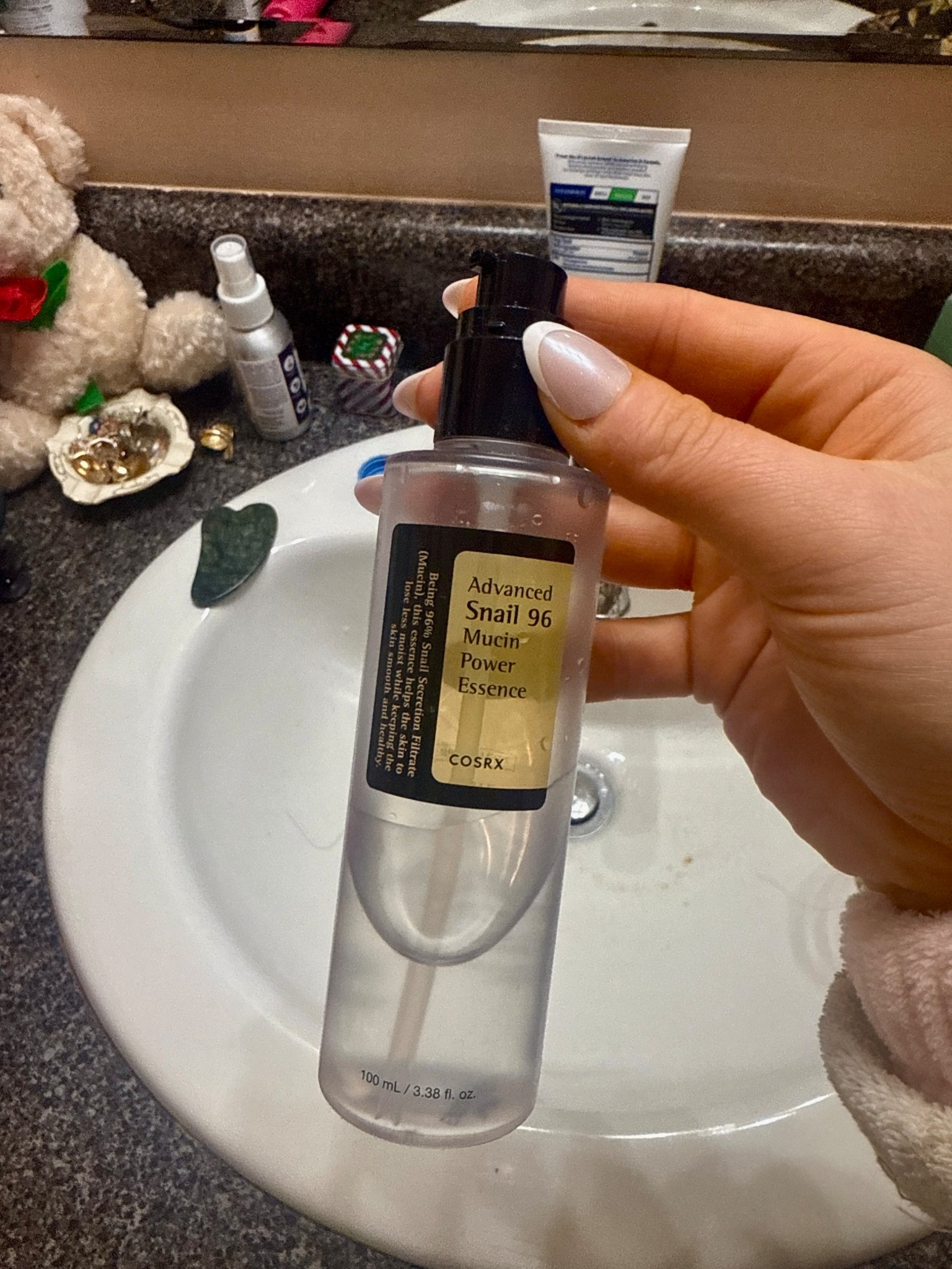 Deeply hydrating snail mucin essence that helps repair the skin barrier, boost moisture, and improve skin texture. This lightweight essence absorbs quickly and leaves skin plump and glowy without feeling heavy or greasy. A staple for glass skin routines and dry or dehydrated skin types.