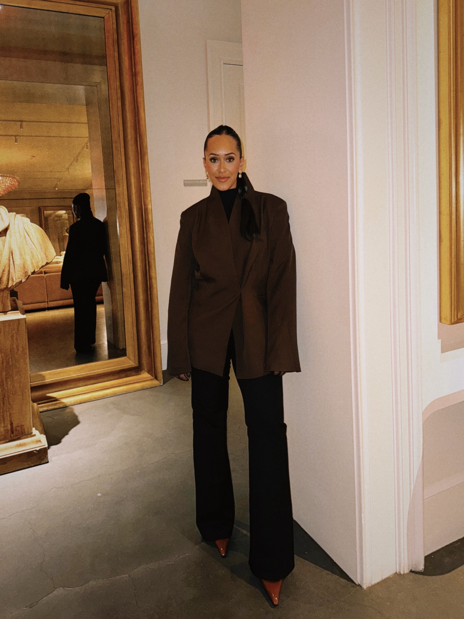 Holiday Neutrals🤎 (blazer sold out)

#LTKFindsUnder100 #LTKHoliday #LTKootd