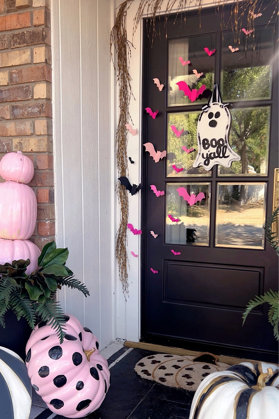 Halloween decor porch fall bags ghost door hanger pumpkin pink 

#LTKSeasonal #LTKHome #LTKFindsUnder50