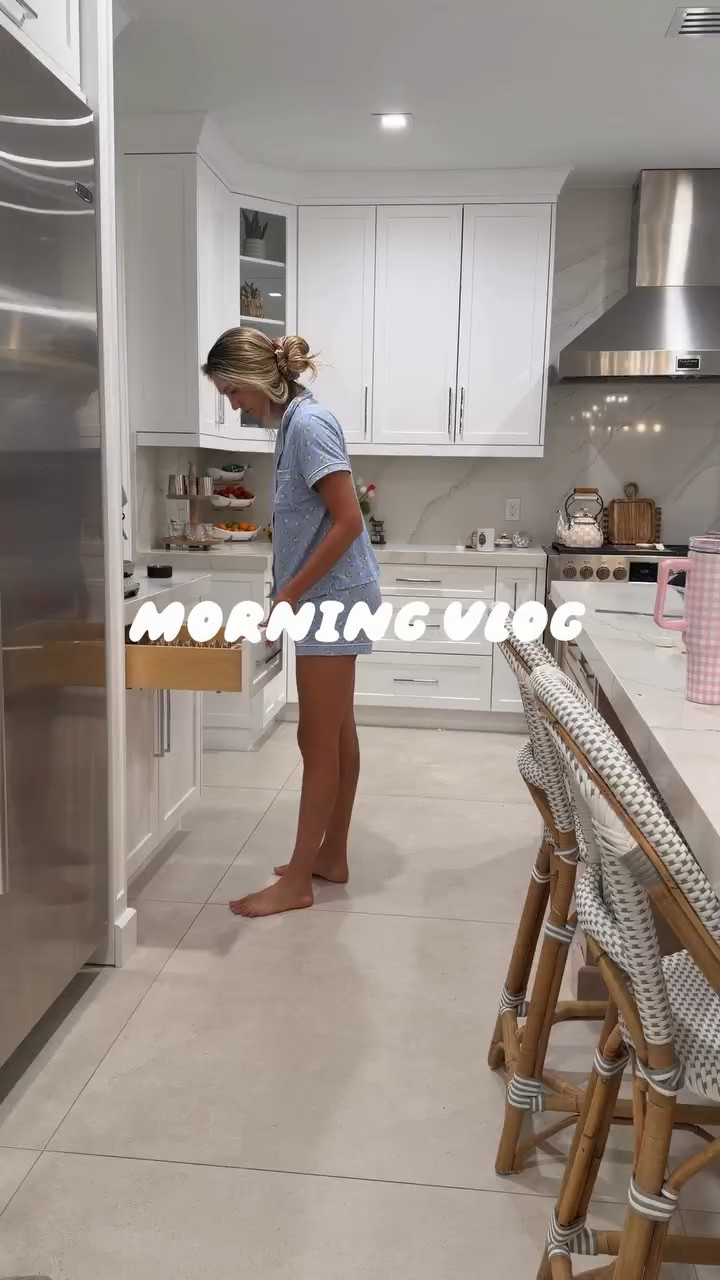 Some days I workout, get dressed and ready before they wake up and others are like this…tired, house is a mess, still in my pj’s (sorry for the wedgie for 75% of this video lol)and barely making it out the door haha

#LTKmorningroutine #LTKmomlife #LTKgrwm