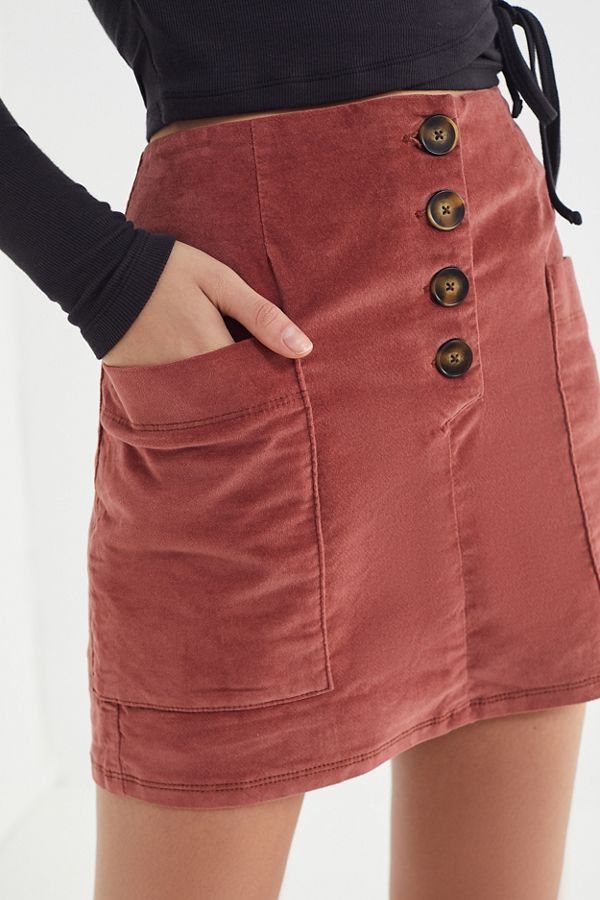 BDG Kendri Uncut Corduroy Mini Skirt | Urban Outfitters (US and RoW)