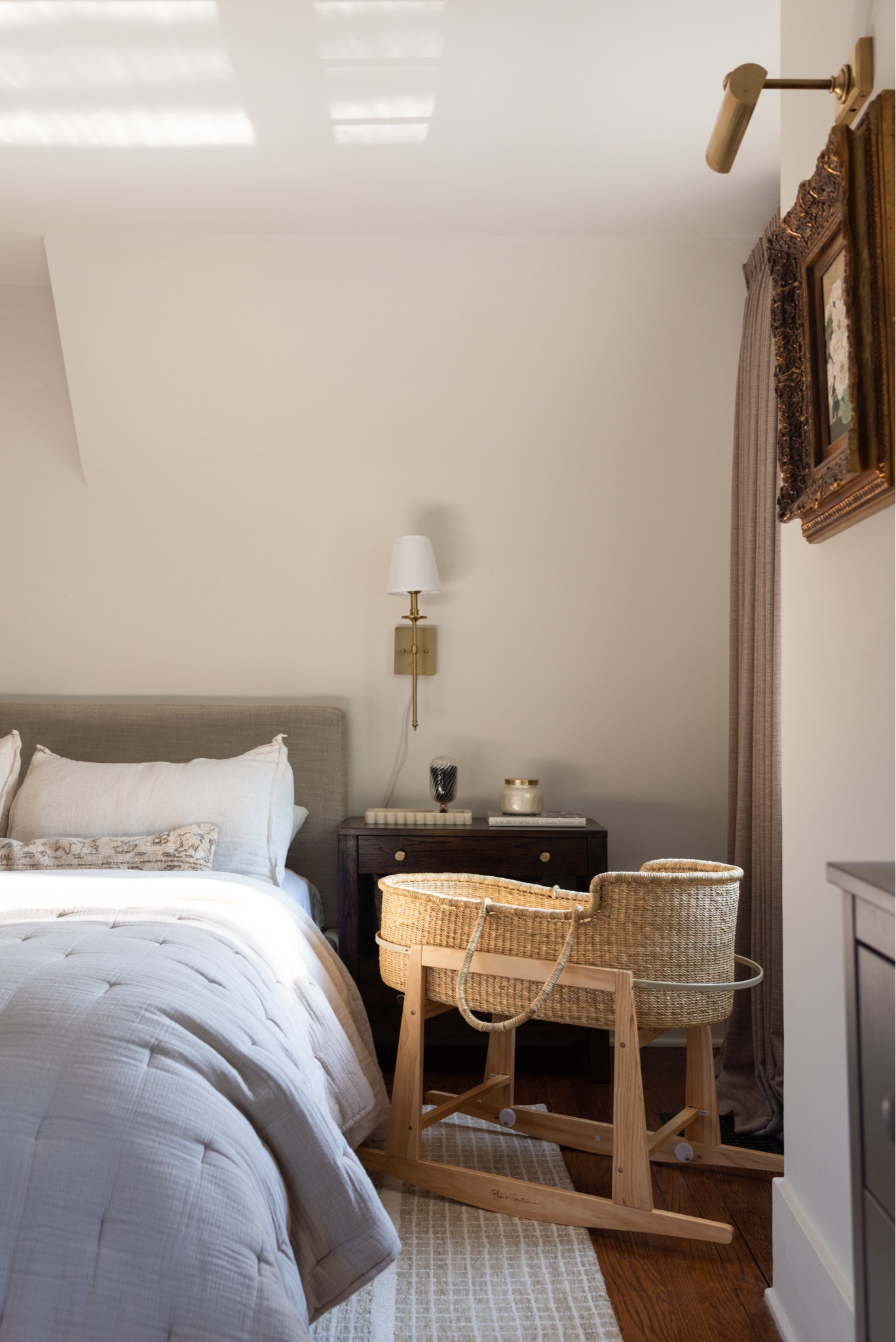 Bedside Moses basket bassinet and stand 🕊️

#LTKHome #LTKBaby #LTKBump