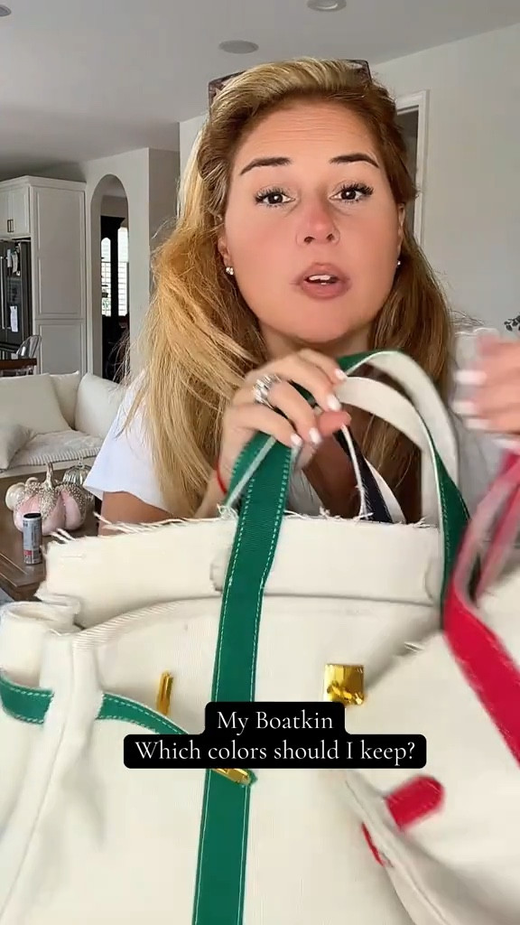 So obsessed with this boat tote that I had to grab it in three colors 😅 you know exactly which one I mean 👀💅 — I keep saying I’ll return one but… let’s be real, I won’t lol. I couldn’t find it on Amazon but spotted it on TikTok and you won’t regret it — it’s seriously the cutest everyday bag! 👜✨ And my pants are from The Gap — link in bio! 🤍

#BoatTote #TikTokFinds #ViralBag #AmazonStyle #OOTD #GapStyle #EverydayTote #TikTokMadeMeBuyIt #MomStyle #FashionFinds #LinkInBio

#LTKMidsize #LTKPlusSize #LTKOver40
