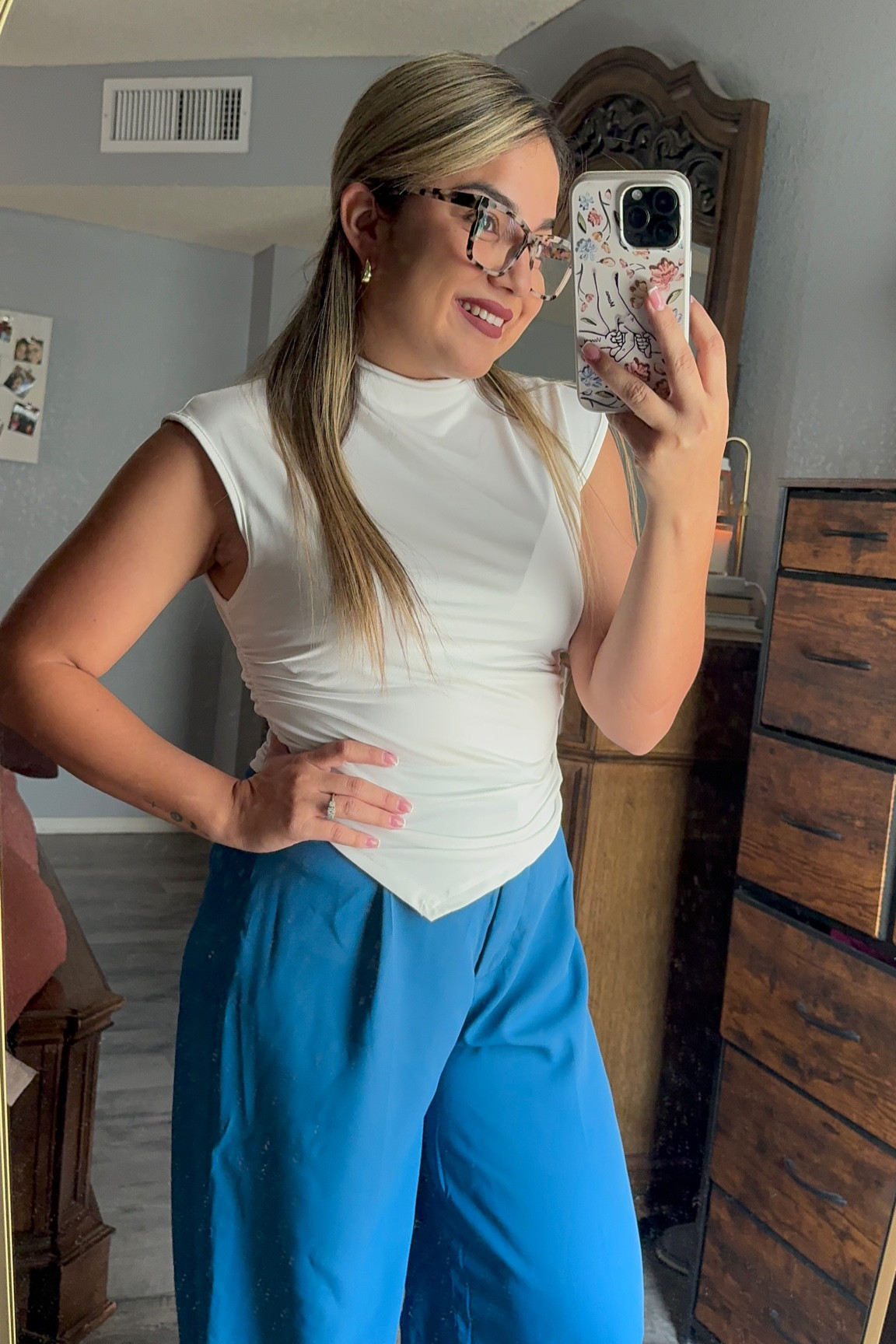 OOTD 💙

#LTKBeauty #LTKStyleTip #LTKMidsize