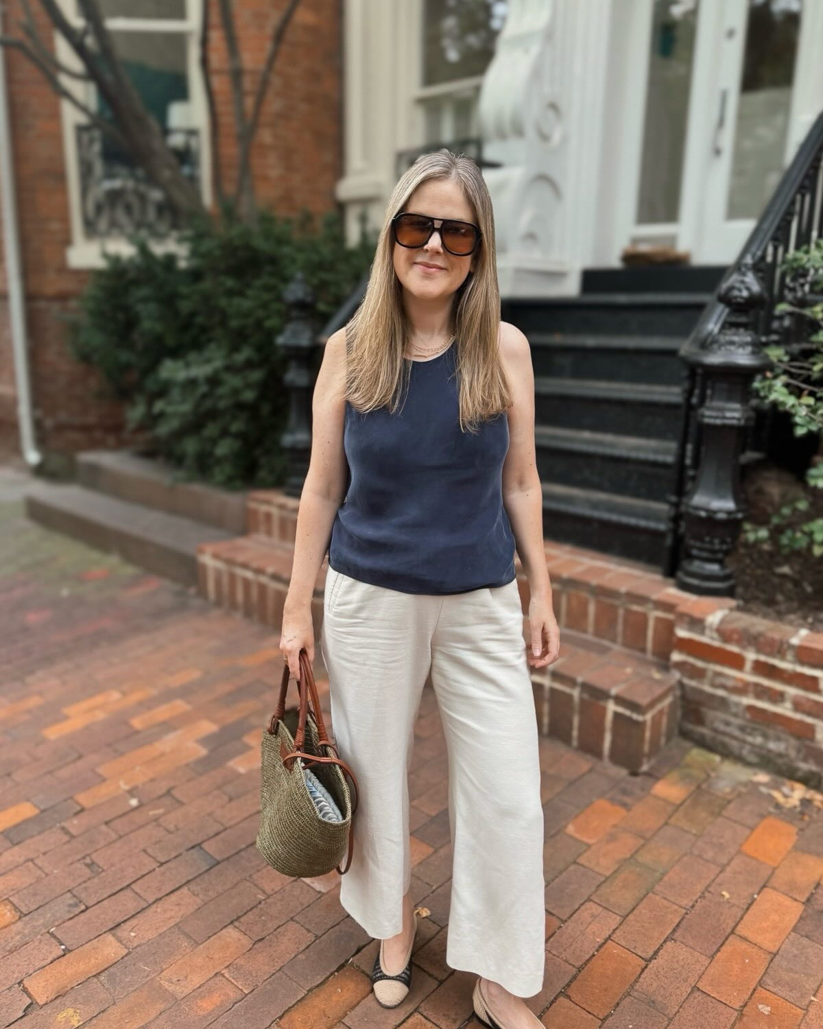 Been living in this top and it held up on a 90 degree day walk across Georgetown 🥵  there’s a matching button up that will go perfectly over it for fall 🍂

#LTKmomlife #LTKWorkwear #LTKOver40