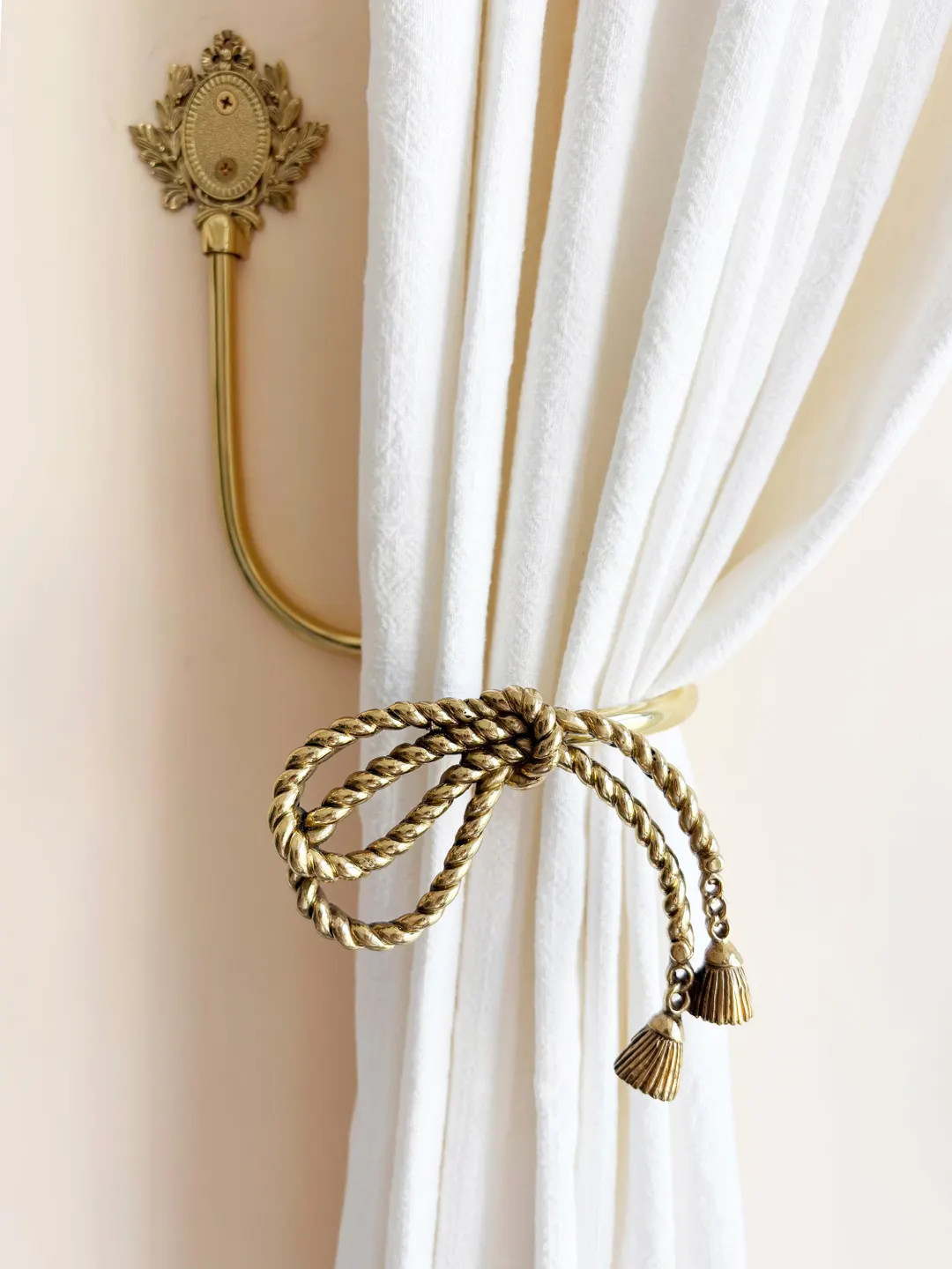 Butterfly Knot Brass Curtain Hooks, Curtain Tiebacks, Decorative Hooks, Curtain Hardware - Etsy | Etsy (US)