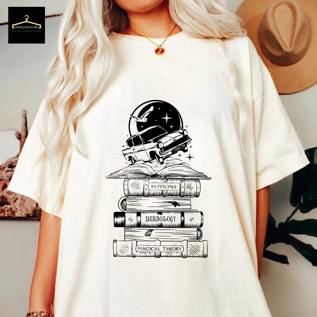 Vintage Flying Car Shirt Wizard Castle Book Lover Book - Etsy | Etsy (US)