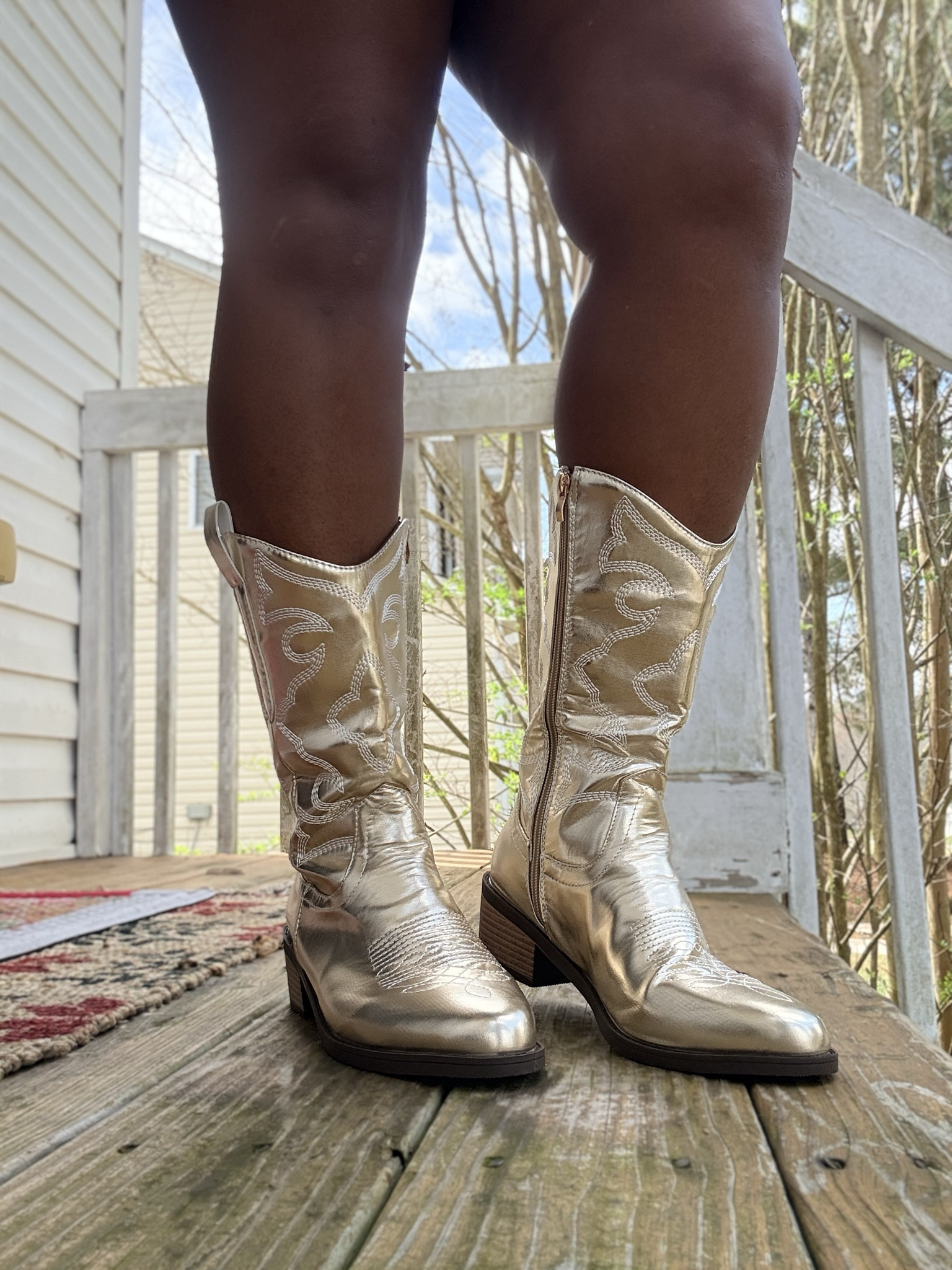 Spring outfits + cowboy boots = the cutest combo 🤠🌸

Denim dresses
Flowy skirts
Spring florals
Cute mini dresses

Cowboy boots instantly make any outfit feel fun, stylish, and a little western chic. I linked my favorite spring cowboy boots to style all season long.

#CowboyBoots #SpringStyle #WesternStyle #CowgirlStyle #SpringOutfits #BootSeason #WesternFashion #ShoppingWithPriiincesss #Atlantamom #Atlantabloggers #Atlantablogger #AtlantaCreator #Atlantacontentcreators #Atlantacontentcreator
